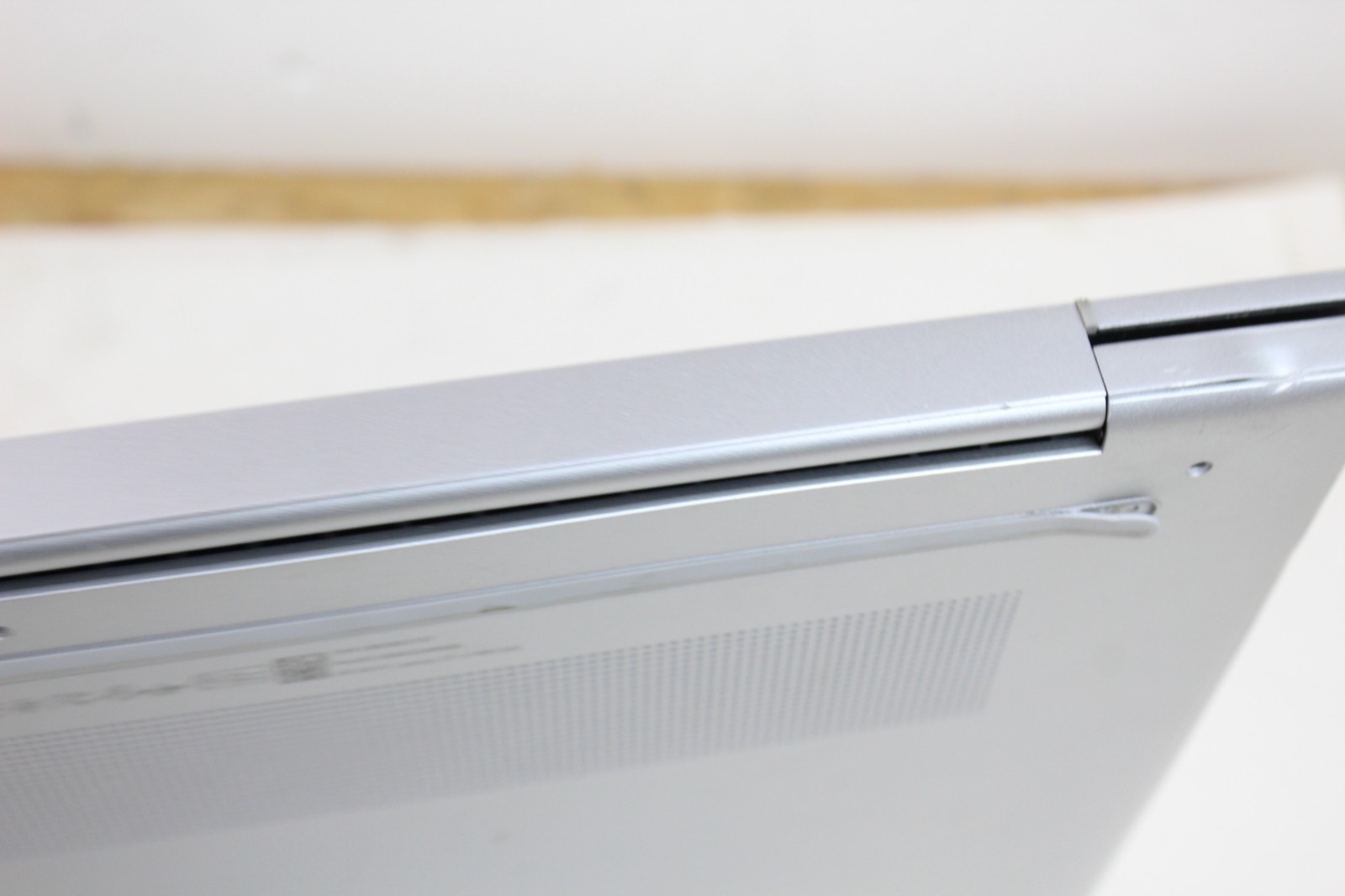 AS IS PARTS HP Envy 17-CR0013DX 17.3″ i7-1260P 8GB RAM NO HDD