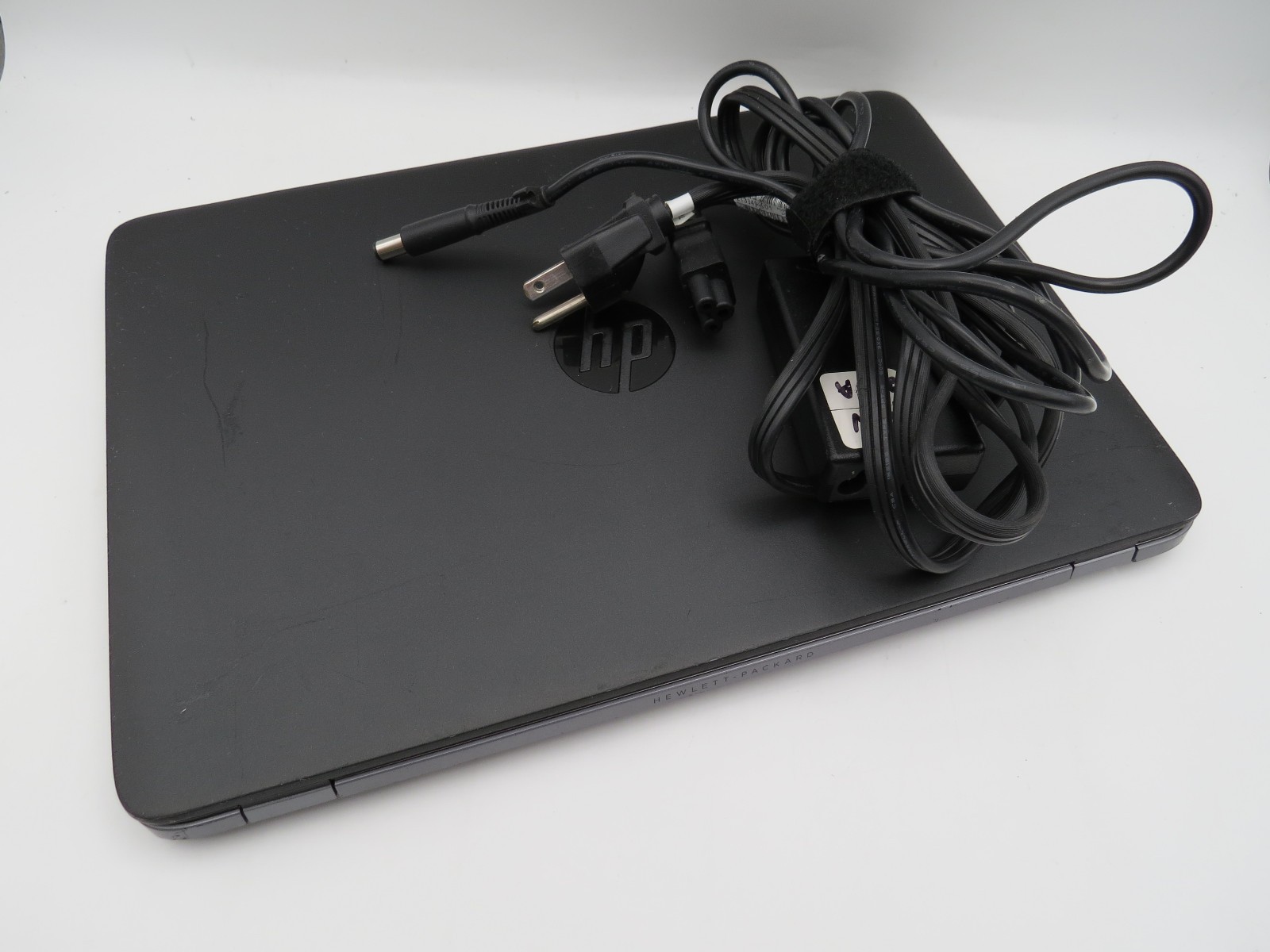 HP Elitebook 840 G2 | i5-5300U @ 2.3 | 8GB DDR3 | 465GB SSD | 14″ | No OS
