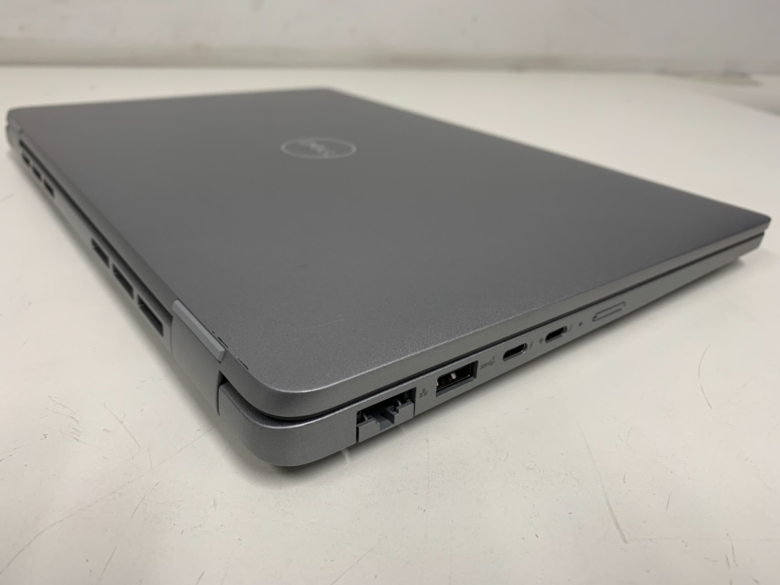 Dell Latitude 5450 P165G 14″ Core Ultra 5 125U 4.30GHz 16GB RAM 256GB SSD