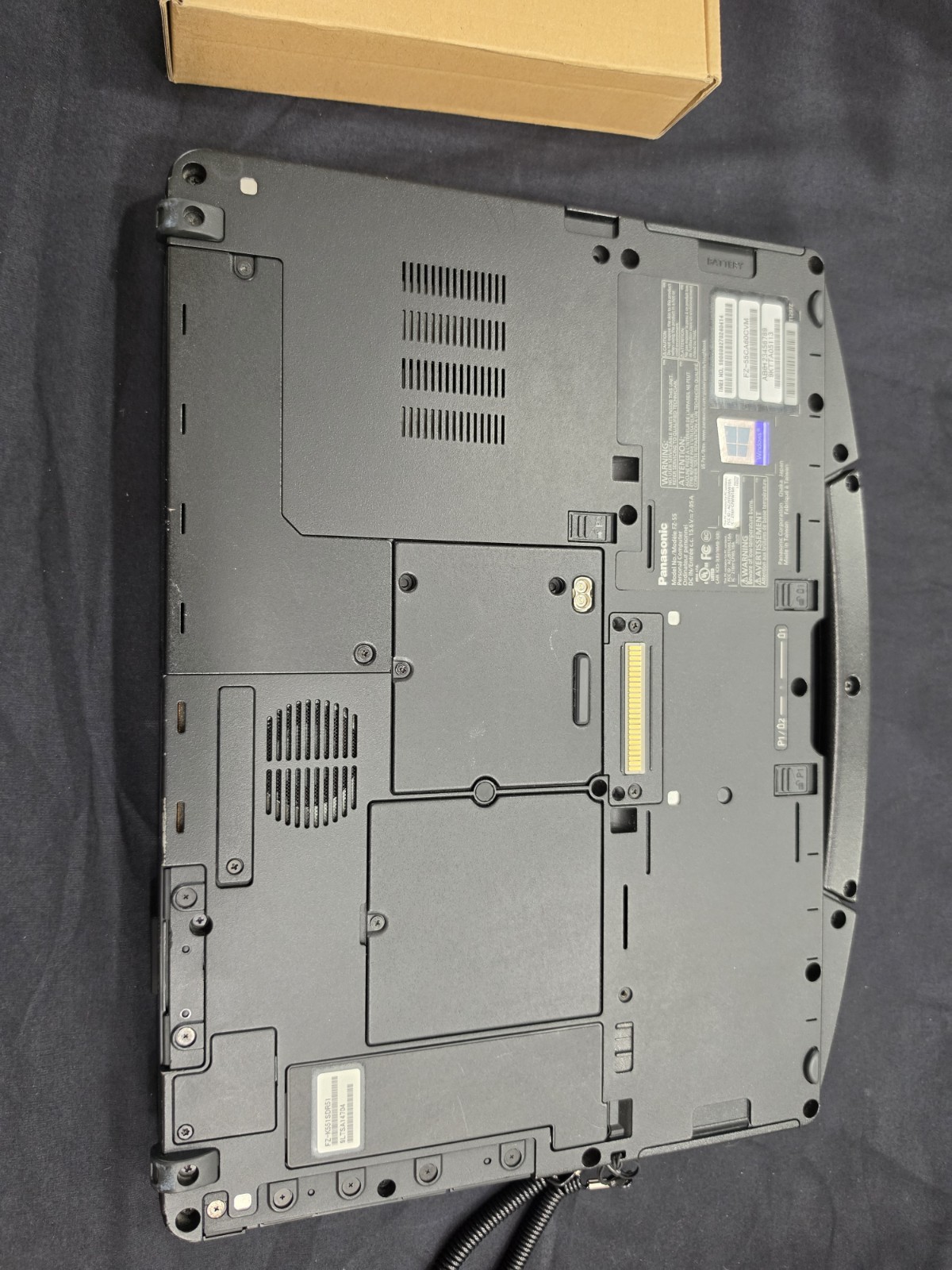 Panasonic FZ-55 Toughbook 14″ i7 32GB 1TB NVMe Radeon WX 4150 4G LTE Win 11