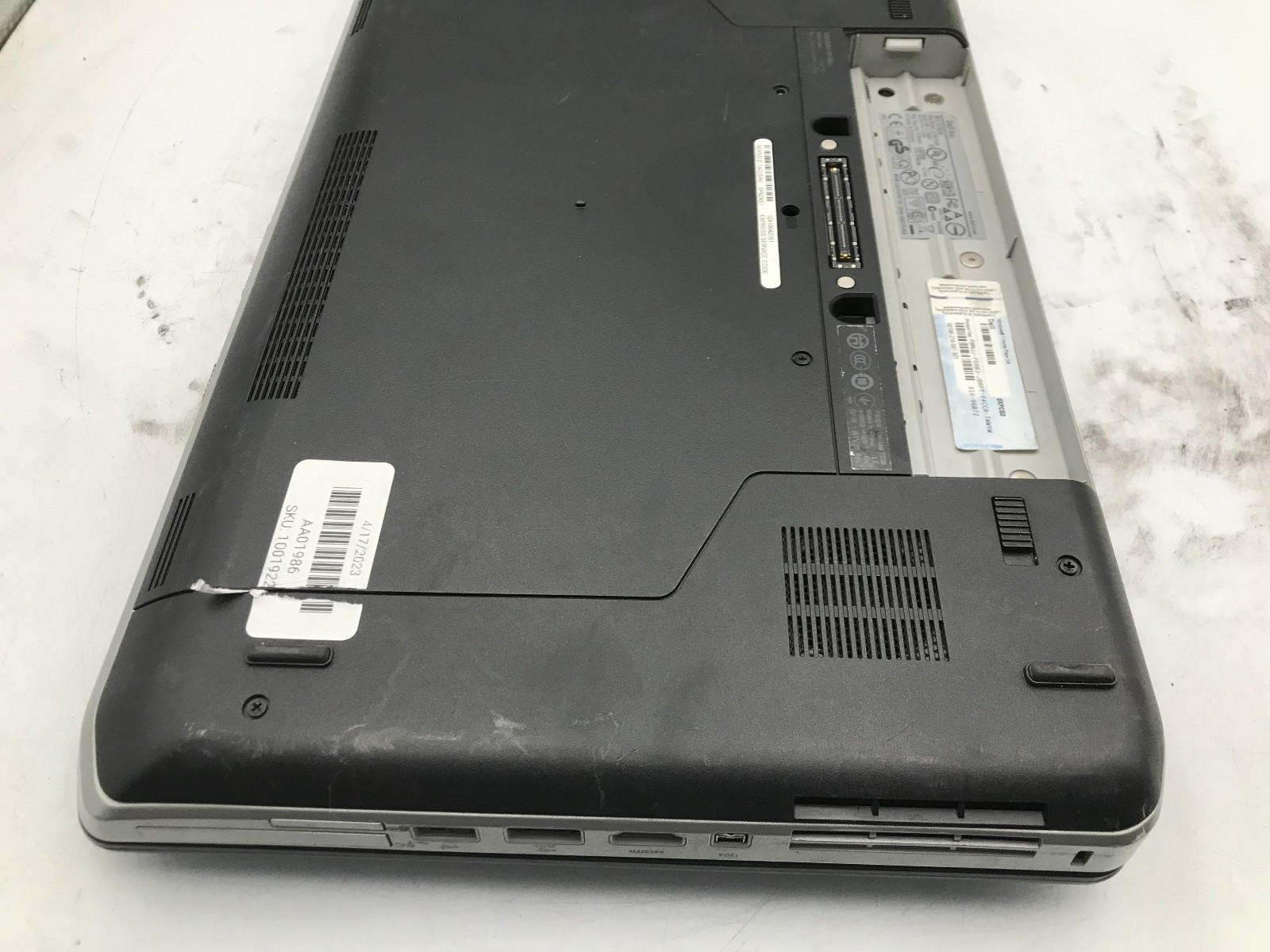 DELL LATITUDE E5520 – FOR PARTS – INTEL I3 2ND GEN – 4GB RAM – READ DESCRIP – BB