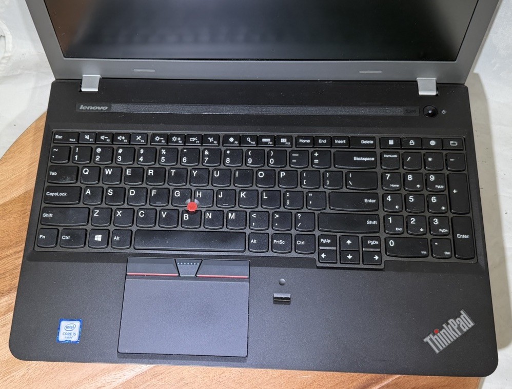 Lenovo Laptop ThinkPad E560 (20EV002FUS) Untested