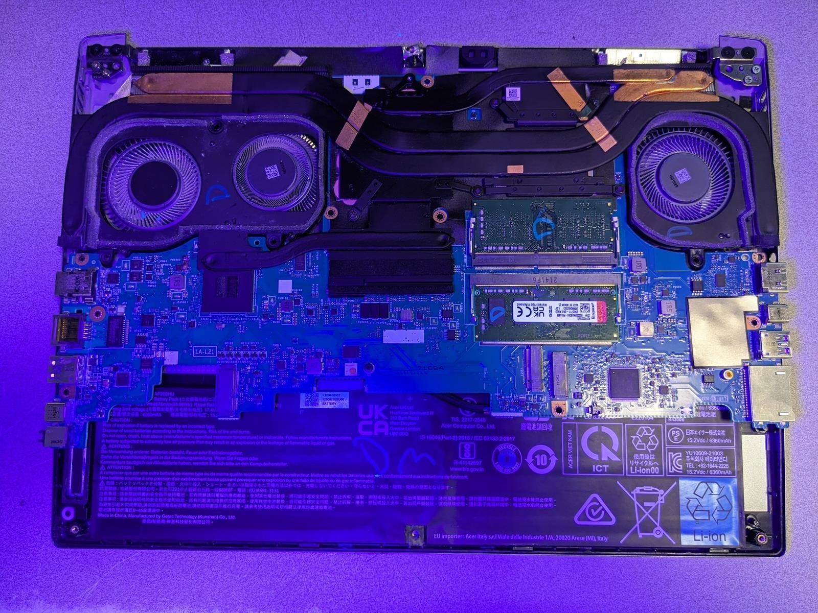 ACER PREDATOR TRITON 500 SE i7-11800H @ 2.30GHZ, 16GB RAM, NO HDD/OS – (PARTS)