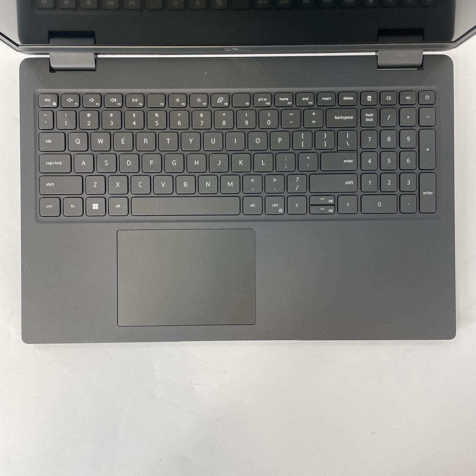 Dell Latitude 3520 15.6 Black FHD i7-1165G7 2.80GHz 16GB RAM 256GB SSD Good