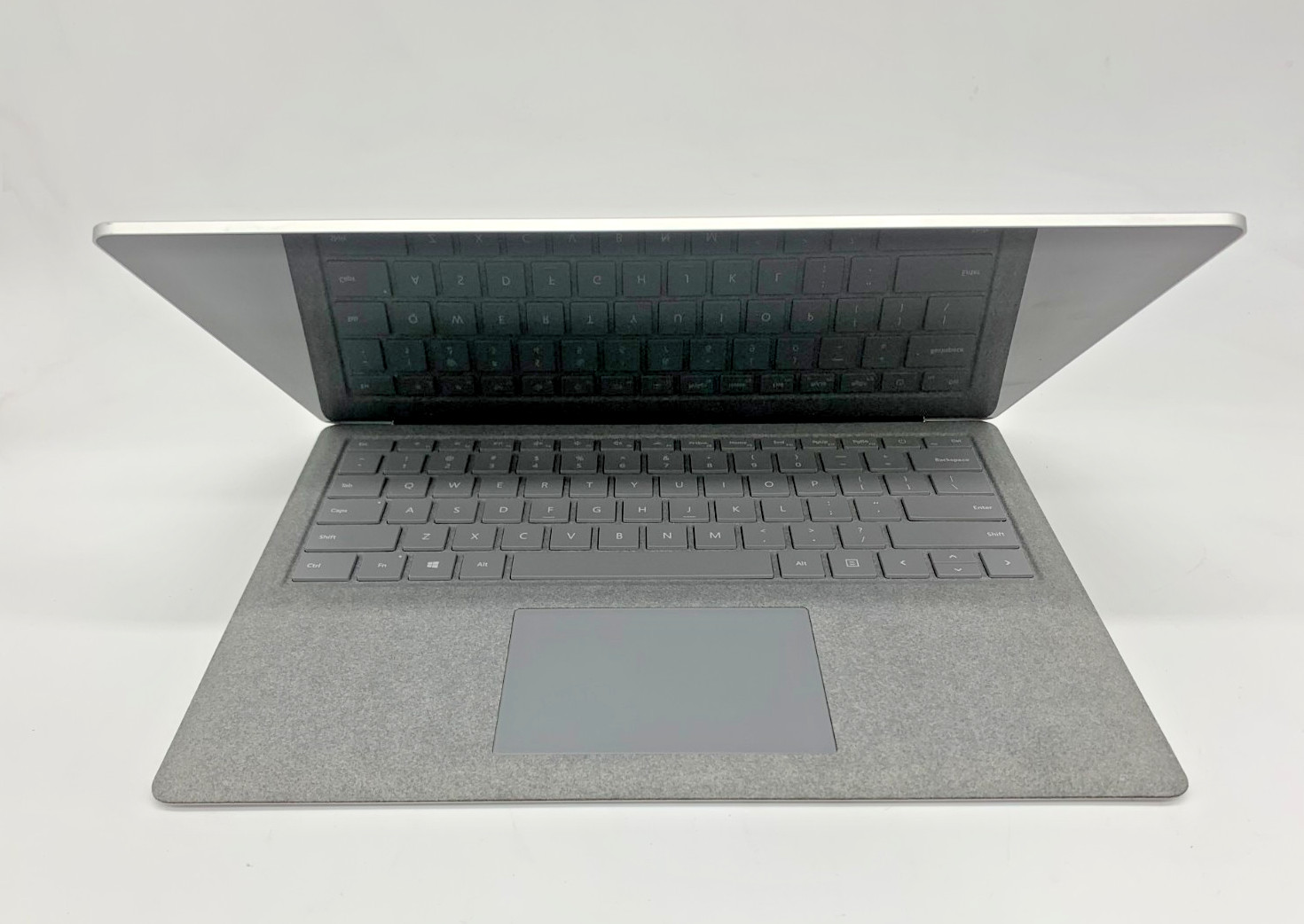 Microsoft Surface Laptop 1769 i5-7300U 2.6GHz 256GB SSD 8GB DDR3 Silver C/READ