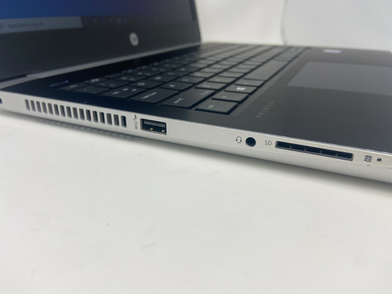 HP Probook 430 G5 Core 8th Gen i7-8550u 1.8GHz 16GB 256GB SSD FHD Win 10 Laptop