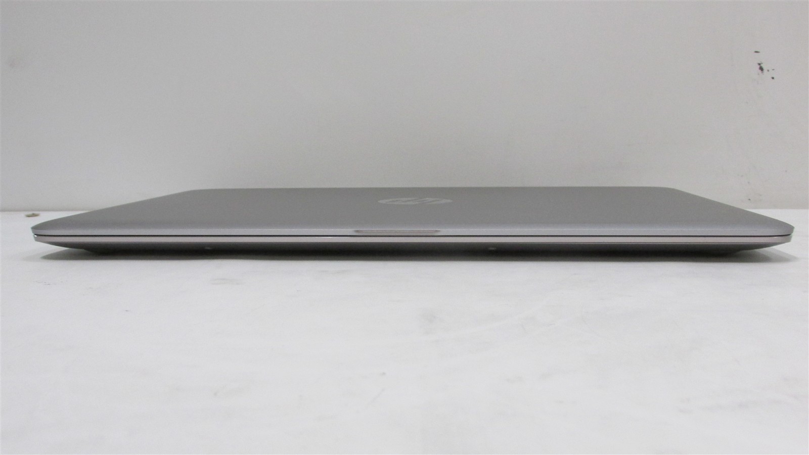HP Elitebook Folio 1040 G3 i7-6600U 2.6GHz 16GB RAM 256GB m.2 14″ W10P COSM DMG
