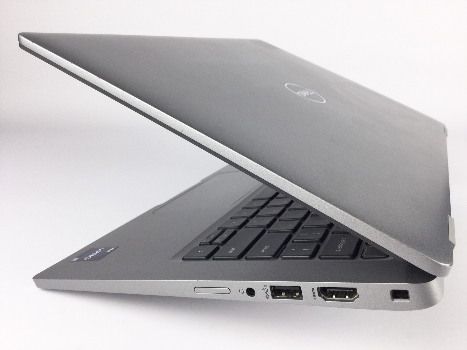 Dell Latitude 5330 13.3″ i7-1265U 32GB 512GB Windows 11 No AC Adapter