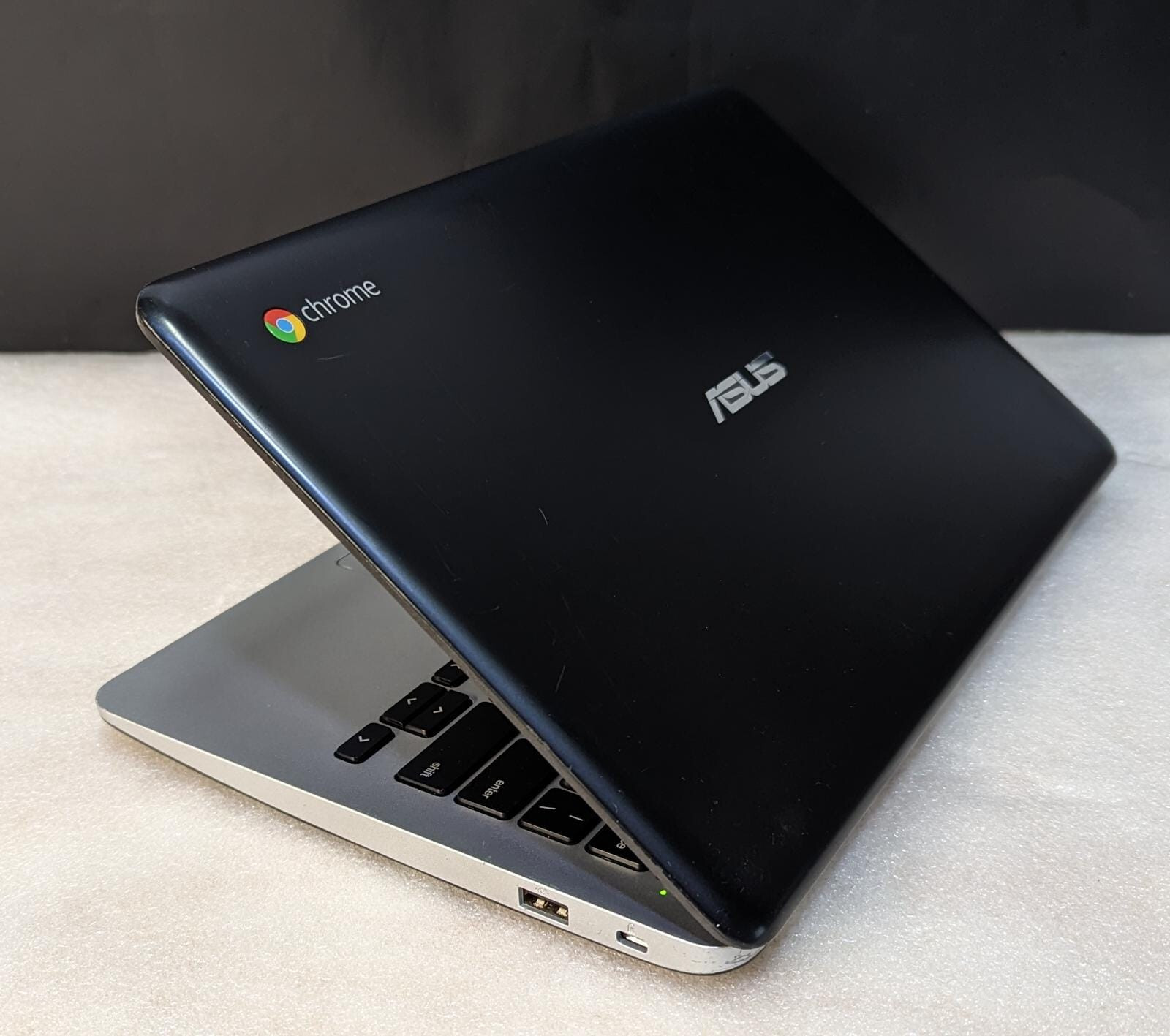 Asus C200M 11.6″ Chromebook Intel Celeron N2830 2.16GHz 2GB RAM 16GB Wi-Fi