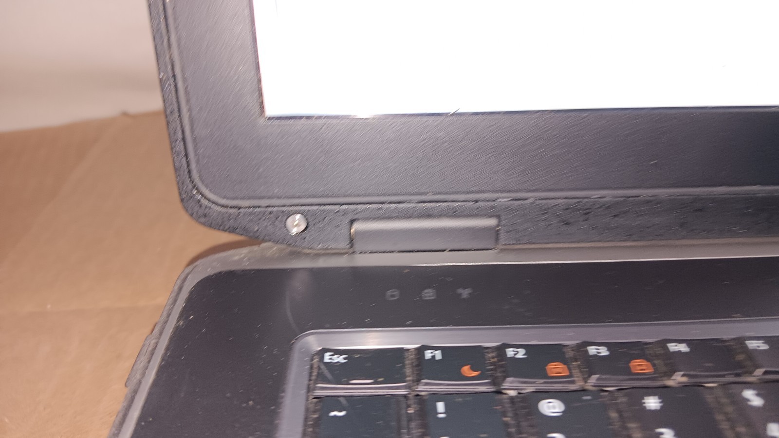 Dell Latitude E6430 ATG Rugged Laptop i7-3540M @ 3 GHz 8 GB Ram 14″ LCD Screen