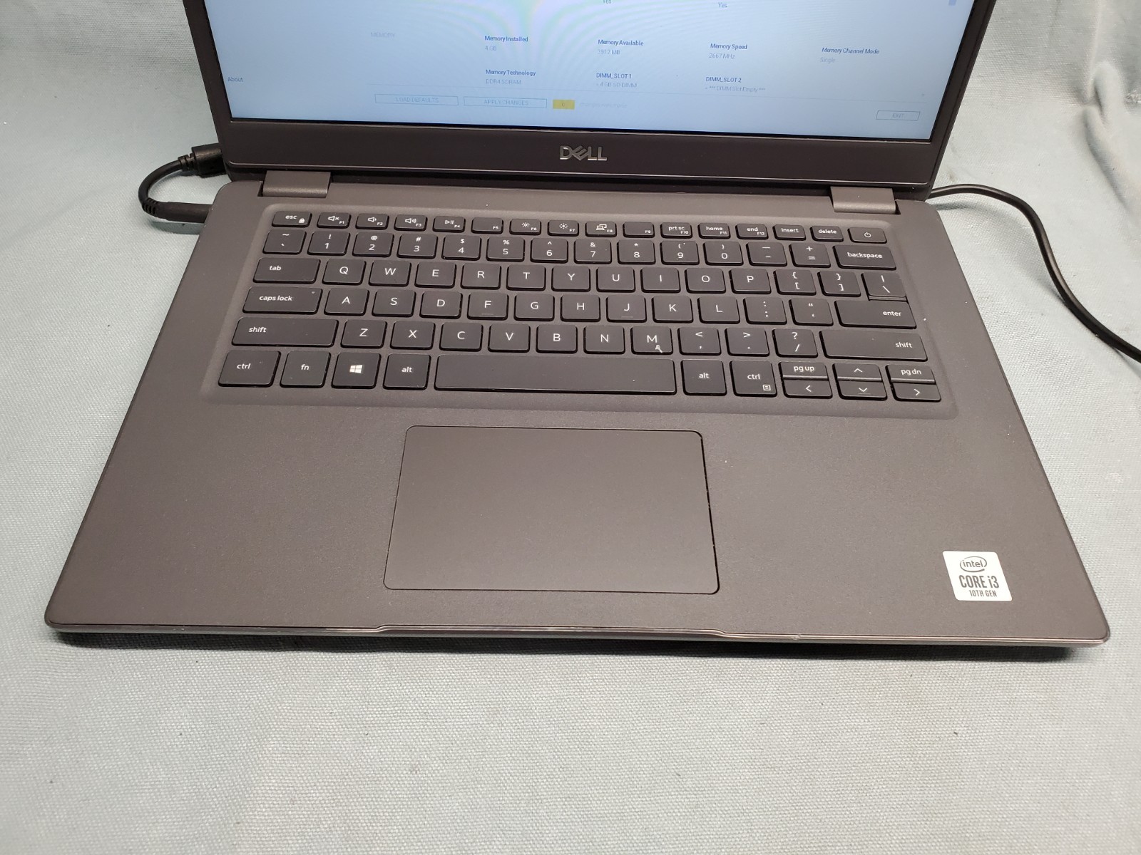Dell Latitude 3410 i3 10110U 2.10GHz /4GB /NO SSD #2749