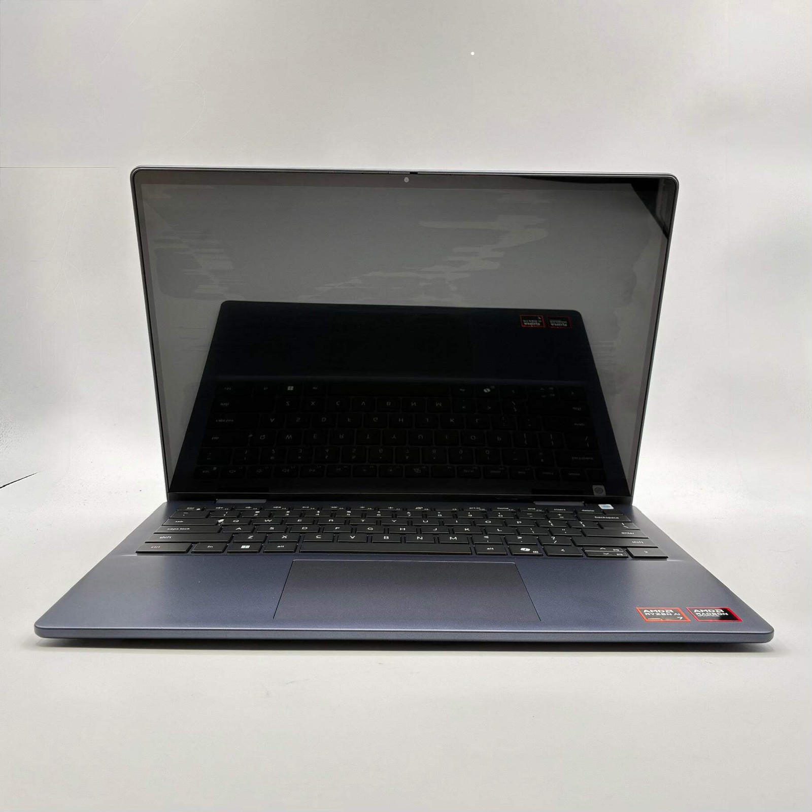 Dell 14 Plus 2 in 1 14in AMD Ryzen AI 7 16GB 1TB DB04255 Black BROKEN LCD