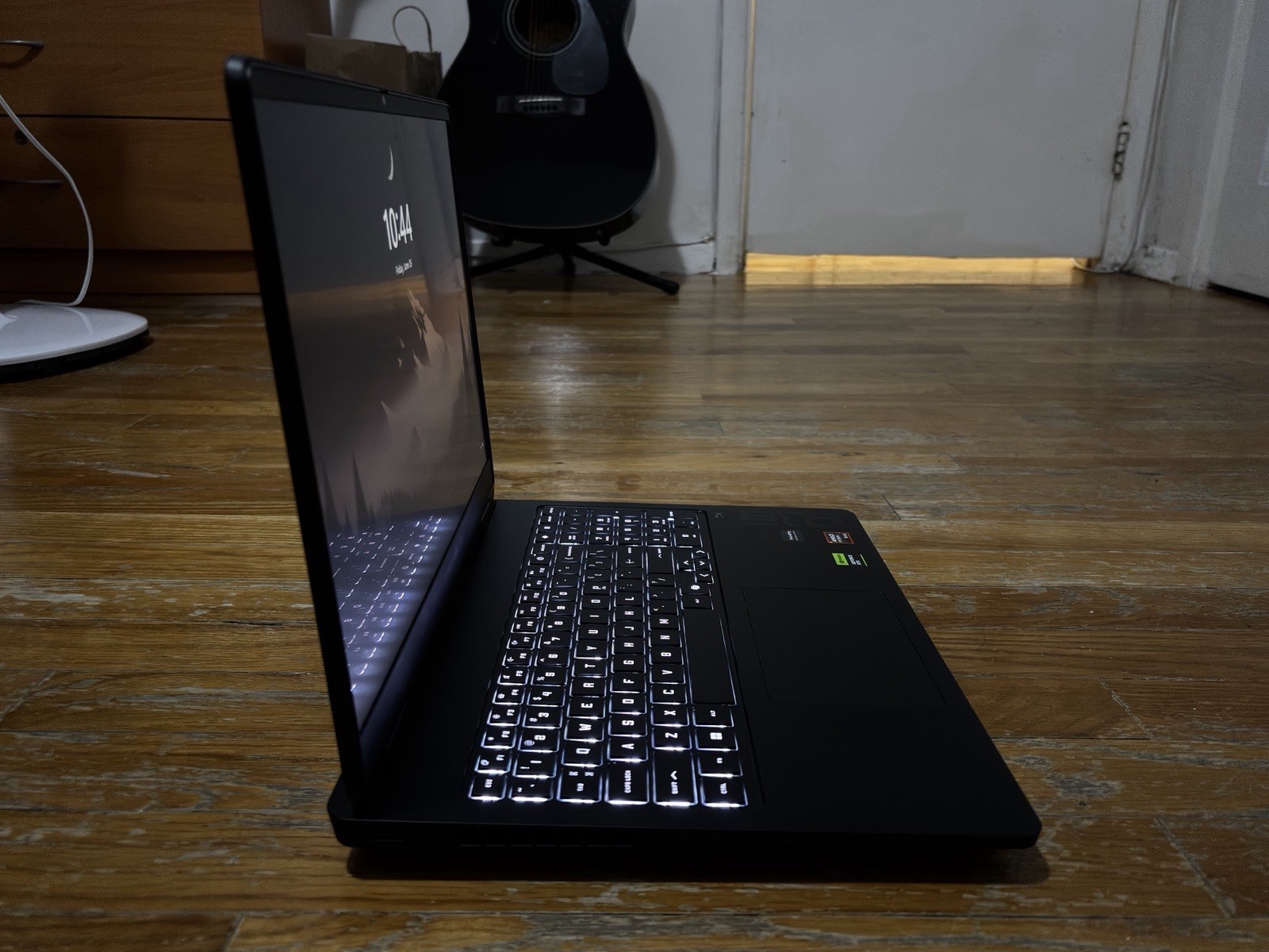 HP OMEN – 16″ 2K 144Hz Gaming Laptop AMD Ryzen 9 8940HX 2025 – 32GB DDR5 Memory