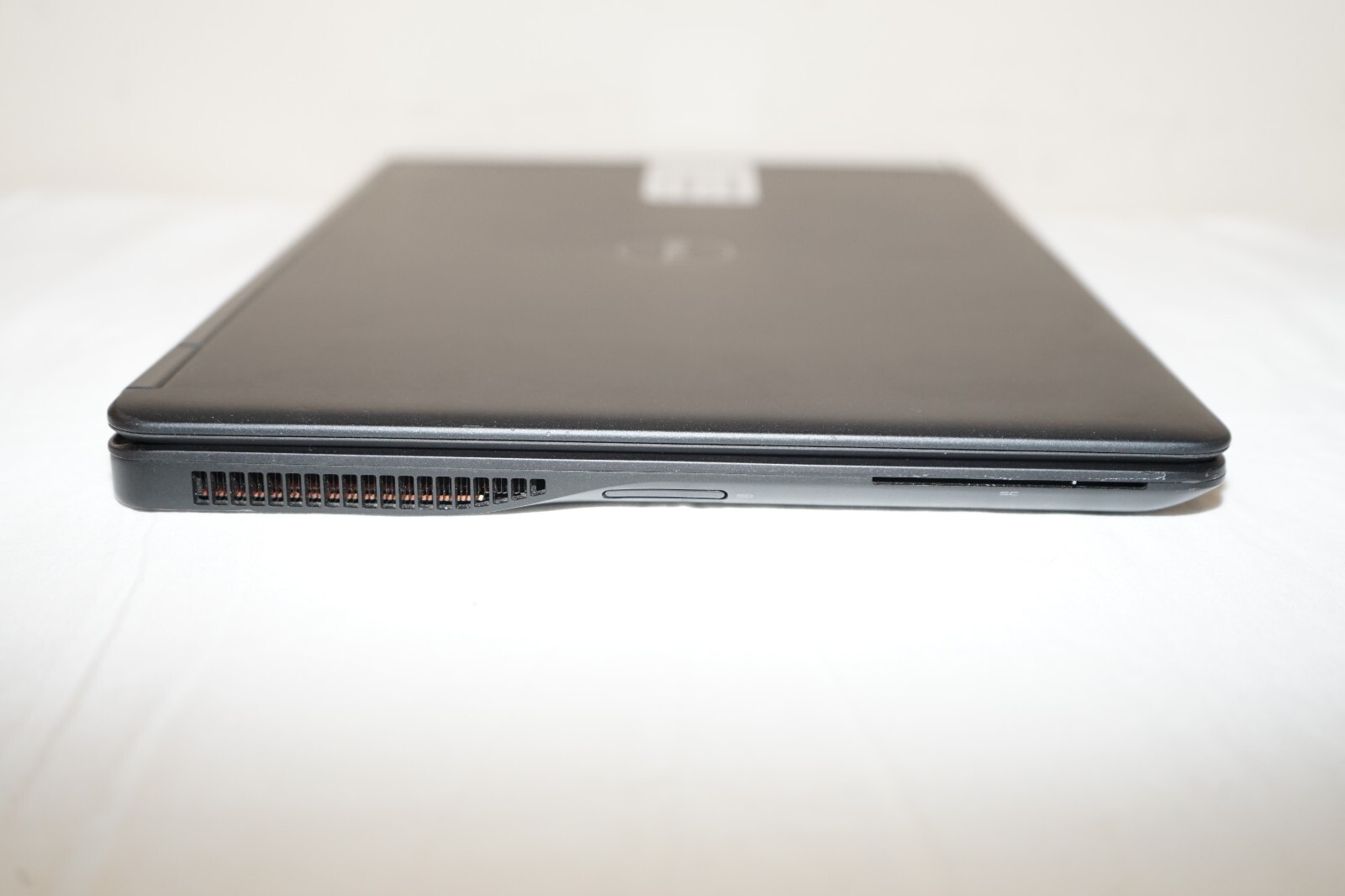 ^ Dell Latitude E7450 14″ Intel i7-5600U @ 2.60GHz 4GB Ram No HD #C1667