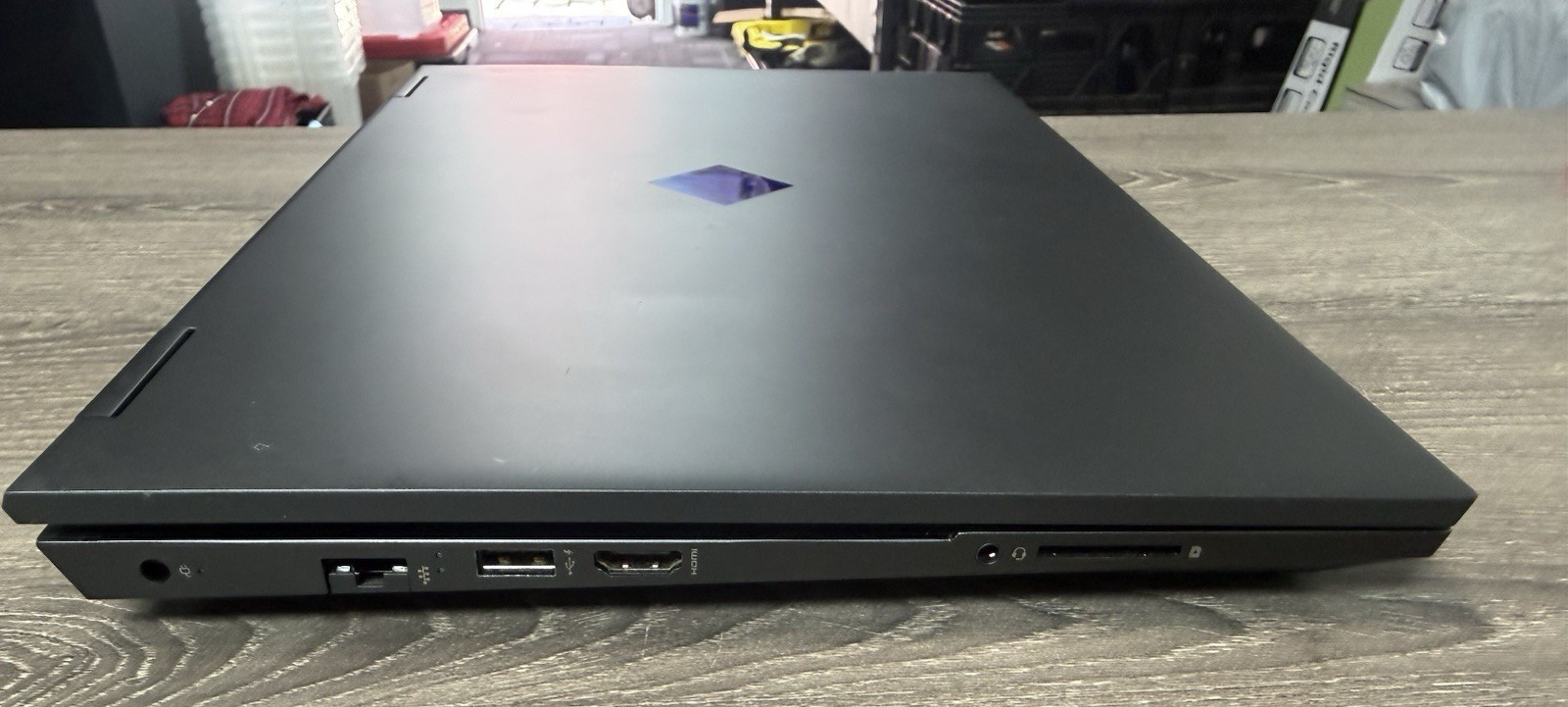 HP Omen 15-en0023dx Gaming Laptop Ryzen 4800H 16gb RAM 1TB SSD