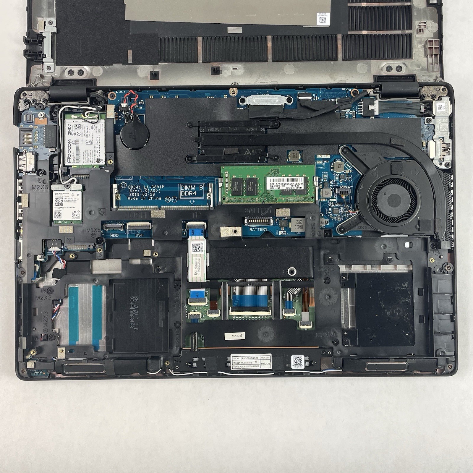 Dell Latitude 5400 14″ i5-8365U 1.60 GHz 8 GB RAM No SSD/OS/AC/Batt – READ