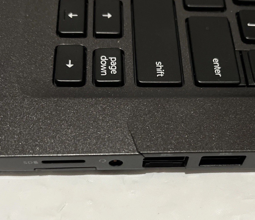 Dell Latitude 5400 14″ i7-8665U@1.9GHz, 16GB RAM, 256GB M2, Win 11 Pro *READ*