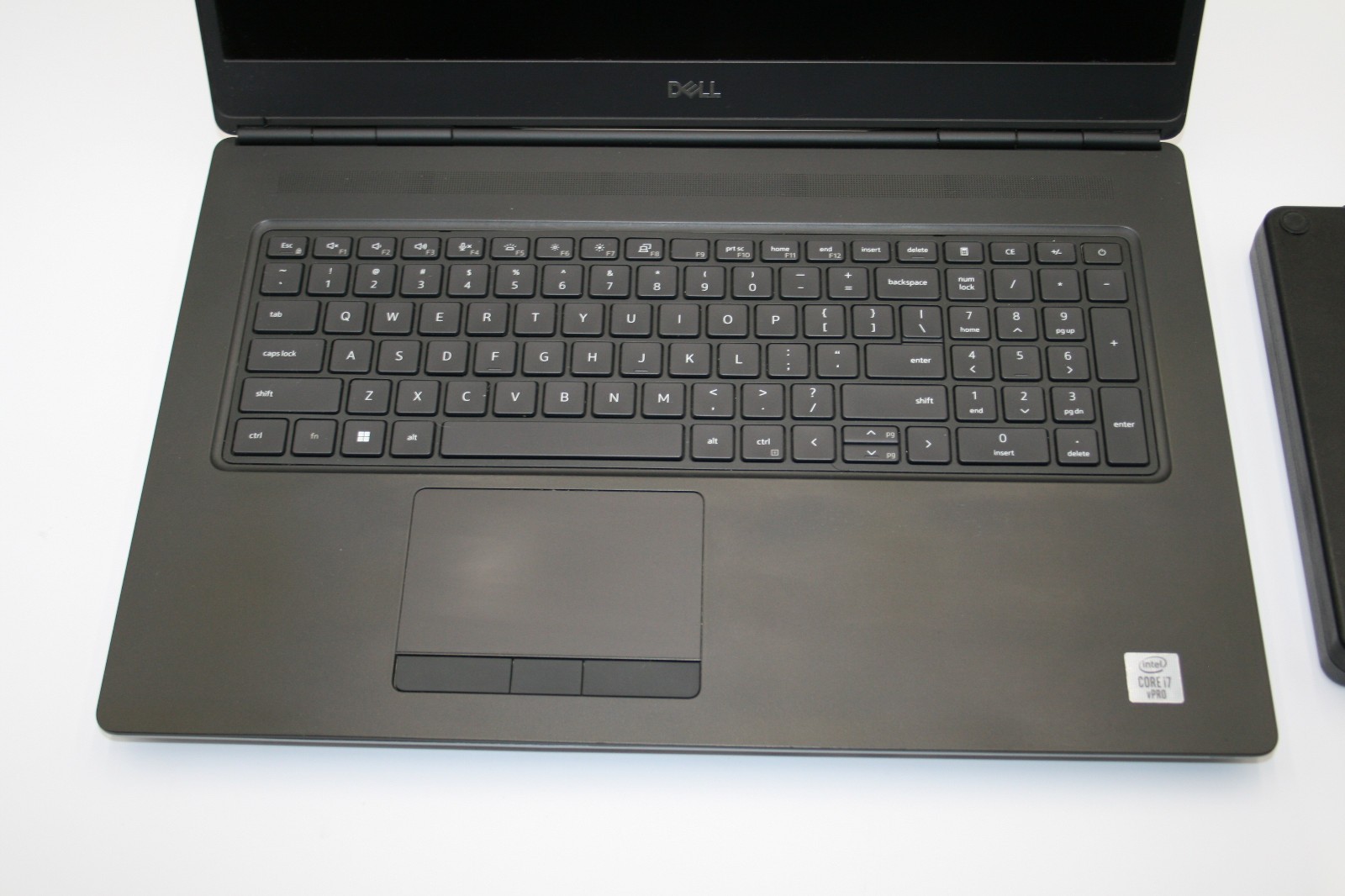Dell Precision 7750 Mobile Workstation 17.3″ UHD i7-10875H NVIDIA RTX5000 16GB