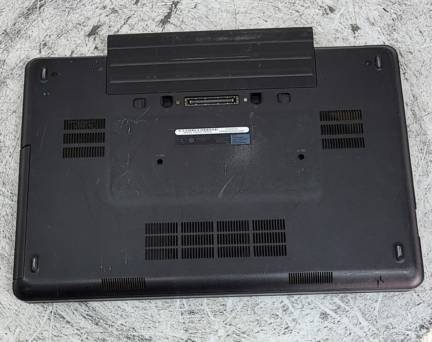 DELL LATITUDE E5540 Laptop INTEL CORE I7-4600U 8GB 500GB
