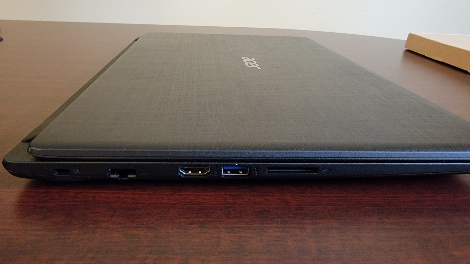 Acer Aspire 3 15.6″ – 6gb RAM – 1TB HDD – New Battery, Mint Condition!