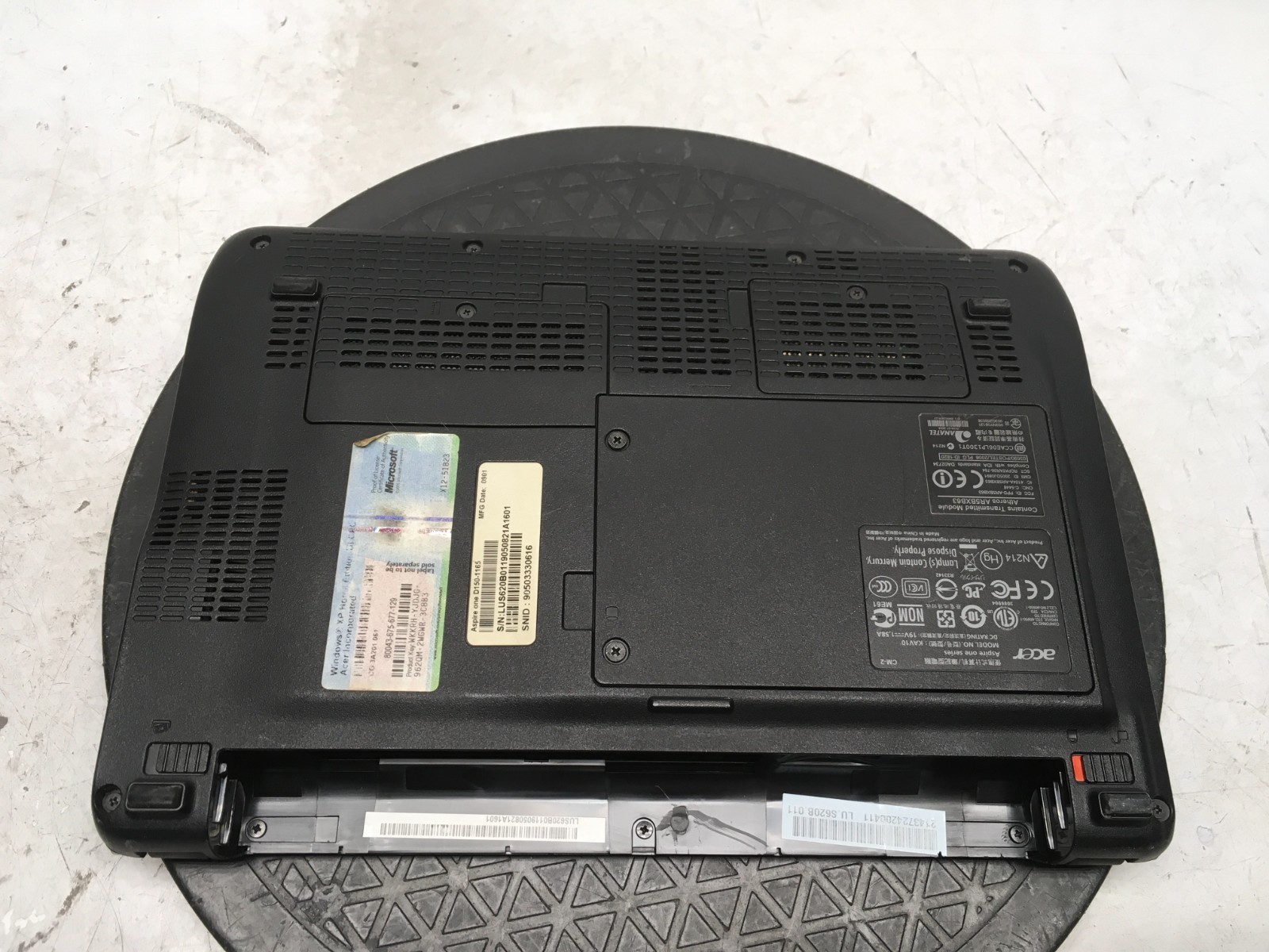 Acer Aspire One KAV10 Intel Atom N270 1.6GHz 1 GB NO HDD