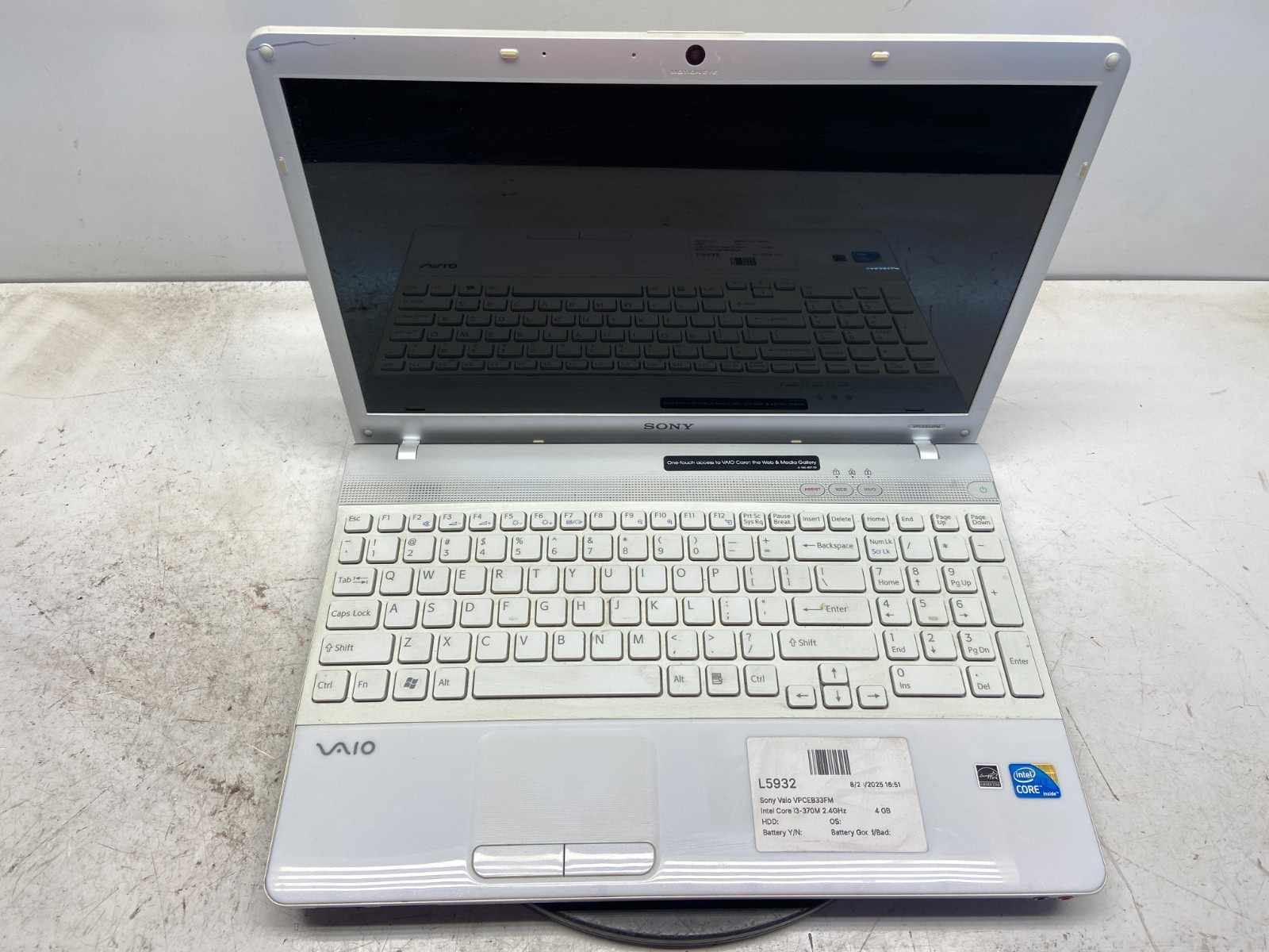 Sony Vaio VPCEB33FM Intel Core i3-370M 2.4GHz 4 GB NO HDD
