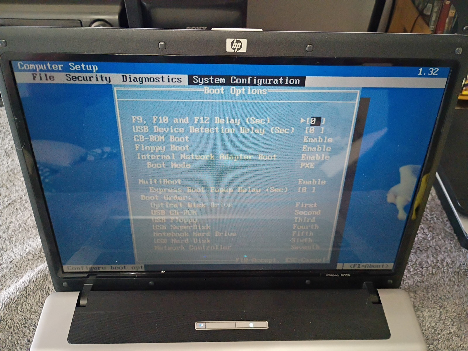 HP Compaq 6720s Intel Celeron M CPU 530