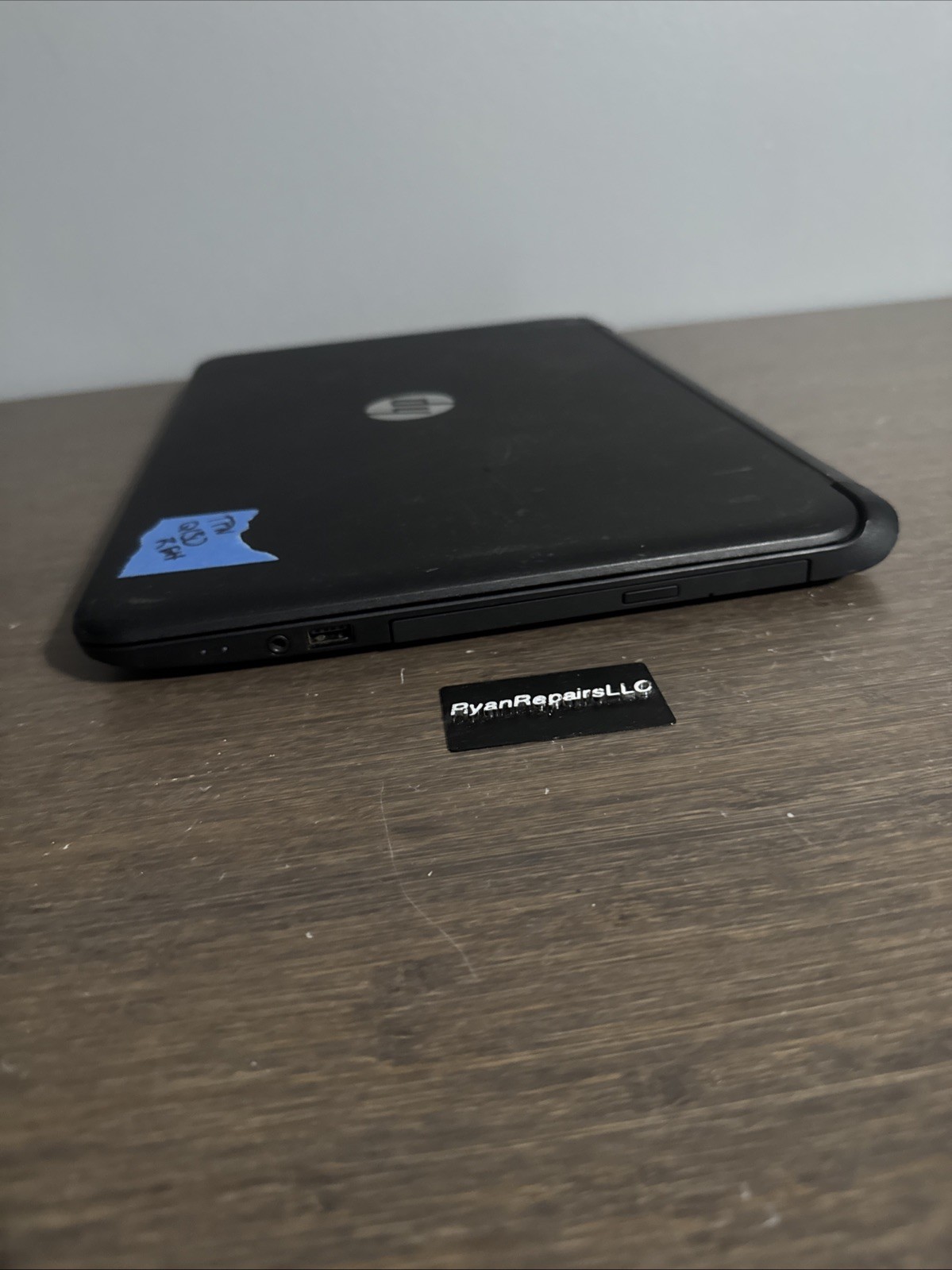HP 15 TPN-Q130 4GB RAM Linux NO POWER CABLE