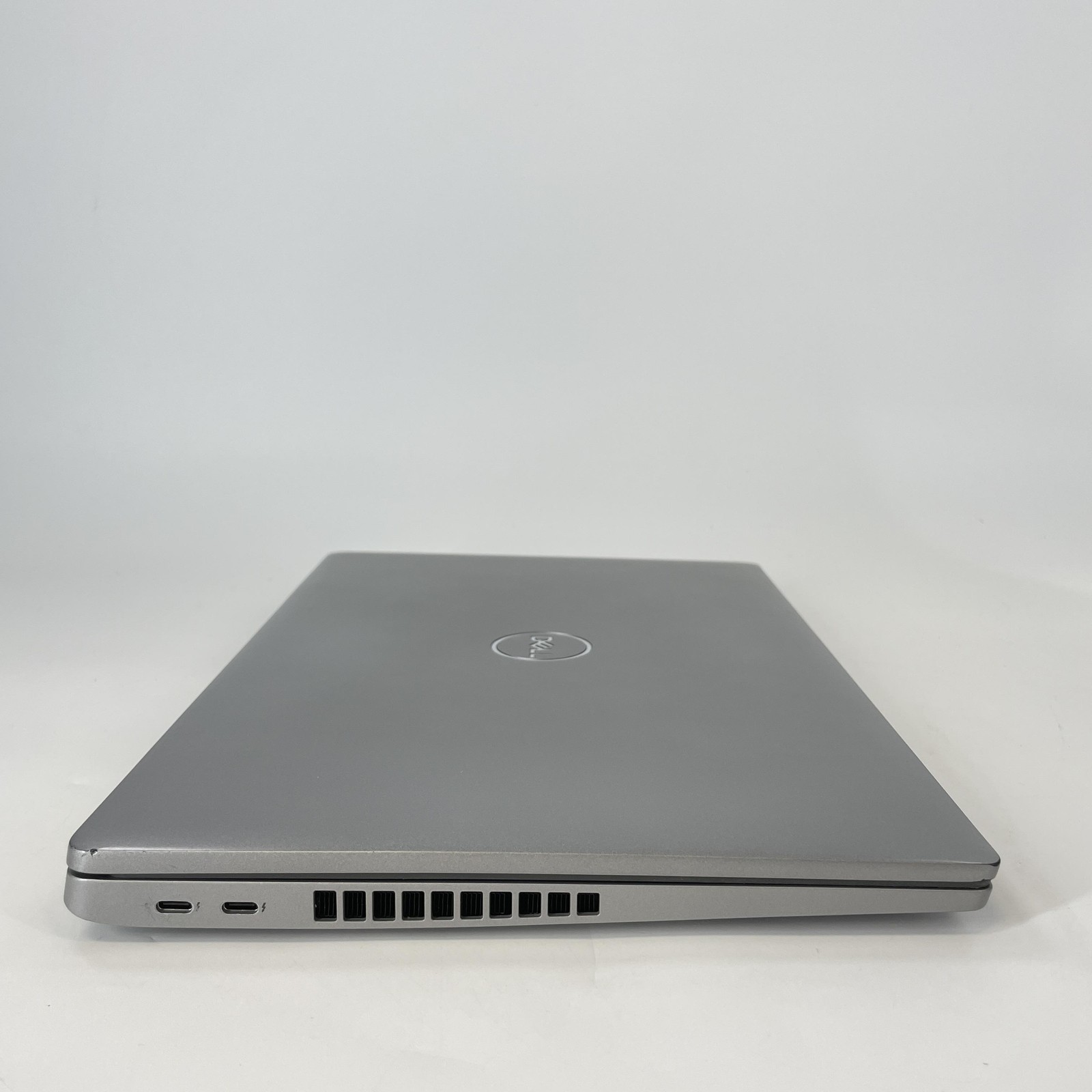 Dell Latitude 5520 15.6 Silver FHD i5-1135G7 2.40GHz 16GB 256GB SSD Good