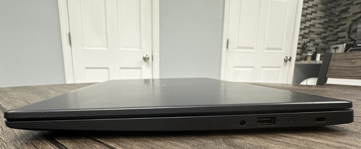 Acer Aspire 3 Model N18QW13 AMD Athlon Silver 3050U @2.30GHz 16GB RAM 256 NVME