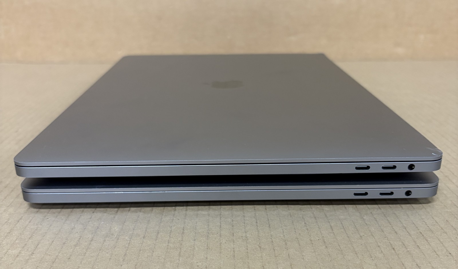 Lot of 2 Apple MacBook Pro A2141 i9-9880/ i7-9750H | 32GB/16GB | 1TB/500GB H
