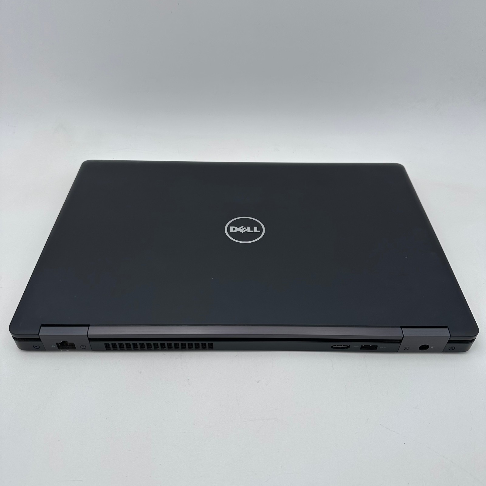 Dell Latitude 5580 15.6 Intel Core i5-7300U 2.6 GHz Quad Core 20GB RAM 512GB SSD