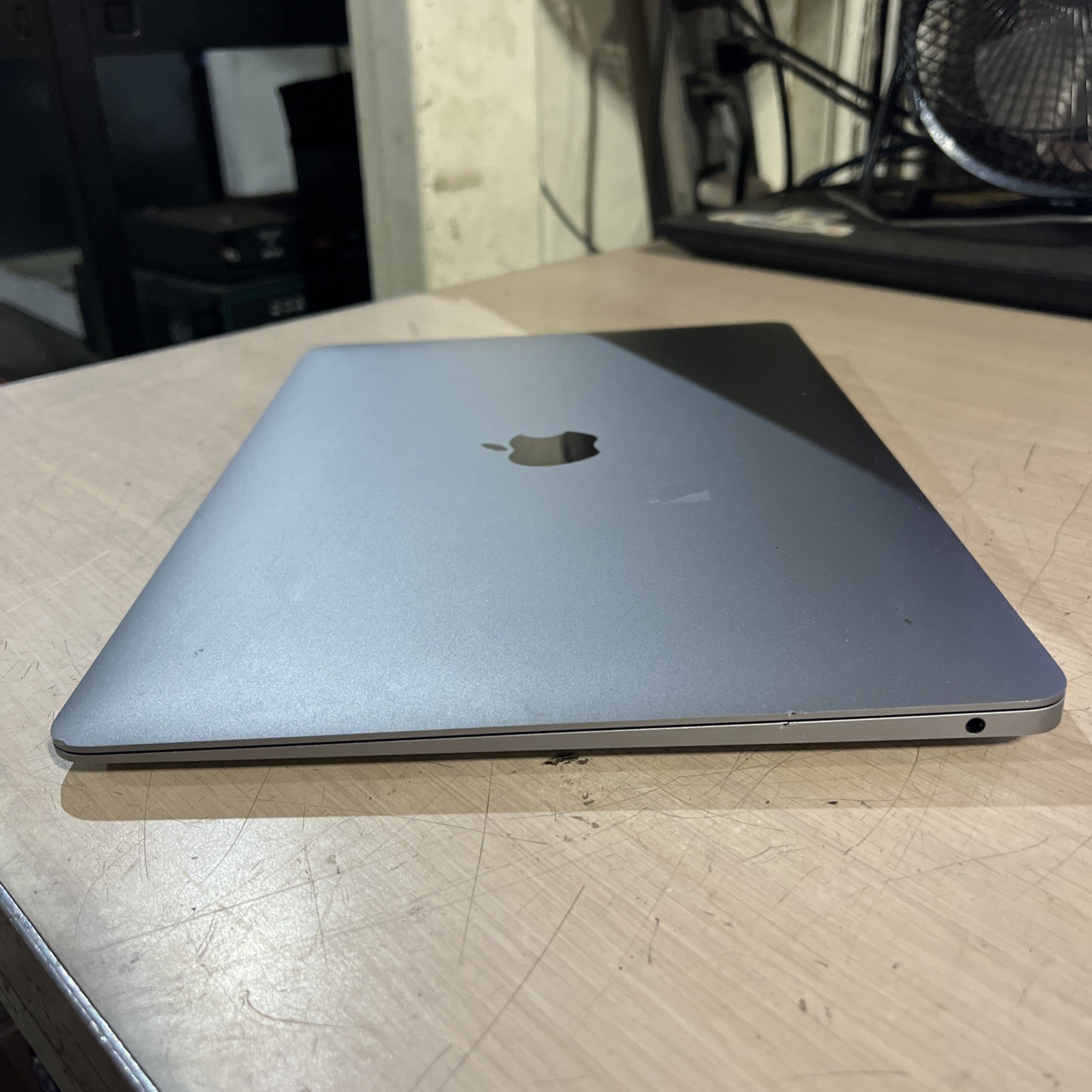 APPLE MACBOOK AIR 13″ SCISSOR, 2020 CORE I3-1000NG4 1.1GHZ 8GB RAM 256SSD ‘