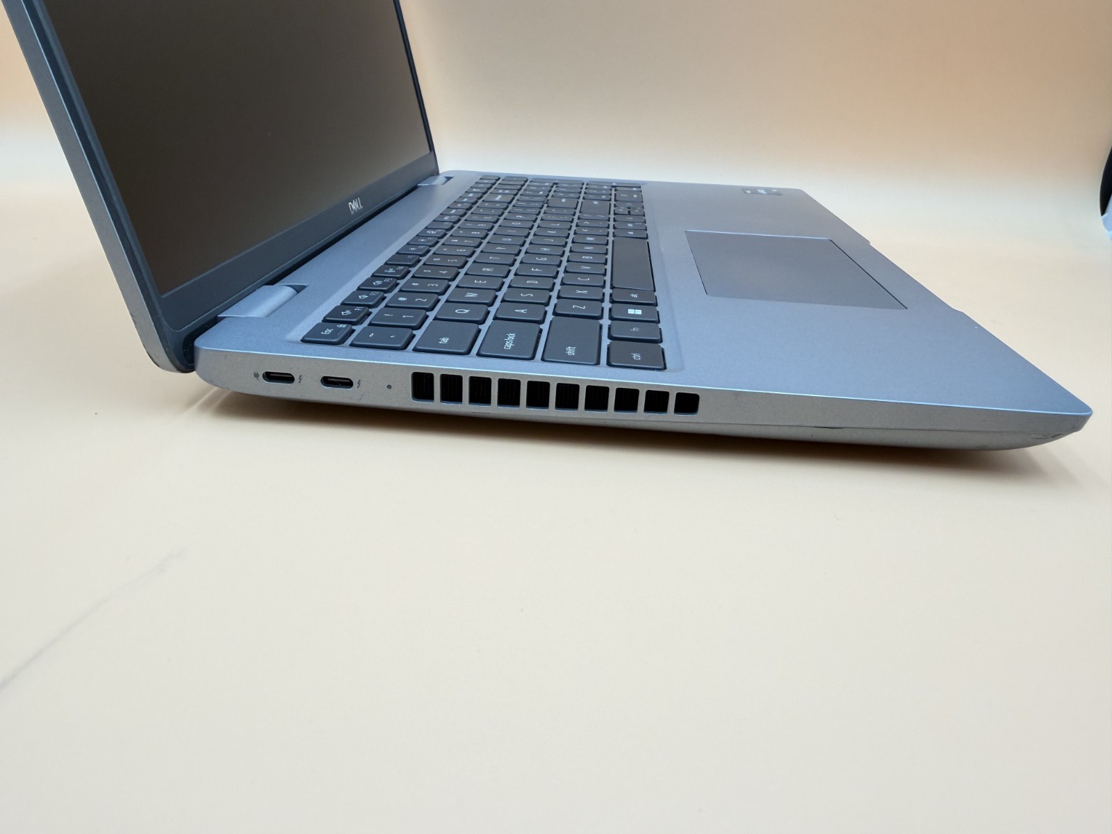 Dell Precision 3581 Mobile Workstation (15.6″)