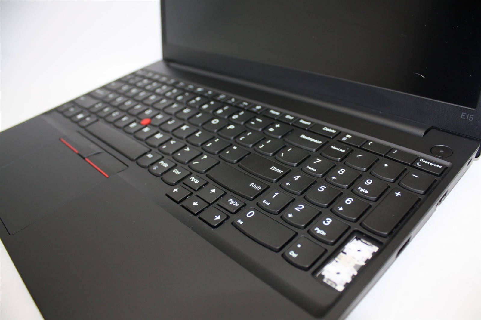 15.6″Lenovo ThinkPad E15 Gen 2 i5-1135G7 2.40GHz RAM 8GB NVMe 256GB/Missing Key