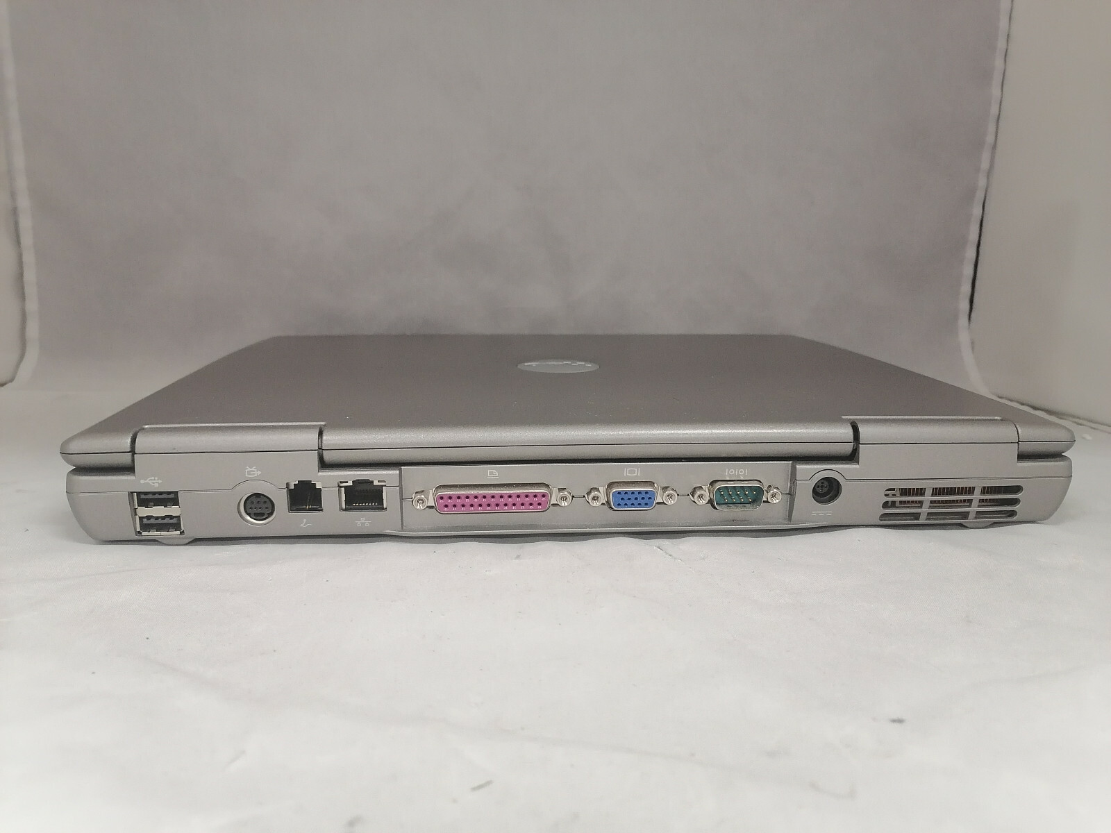 FOR PARTS 15″ Dell Latitide D505 Pentium M 1.6 1GB DDR No Hard Drive, No Battery