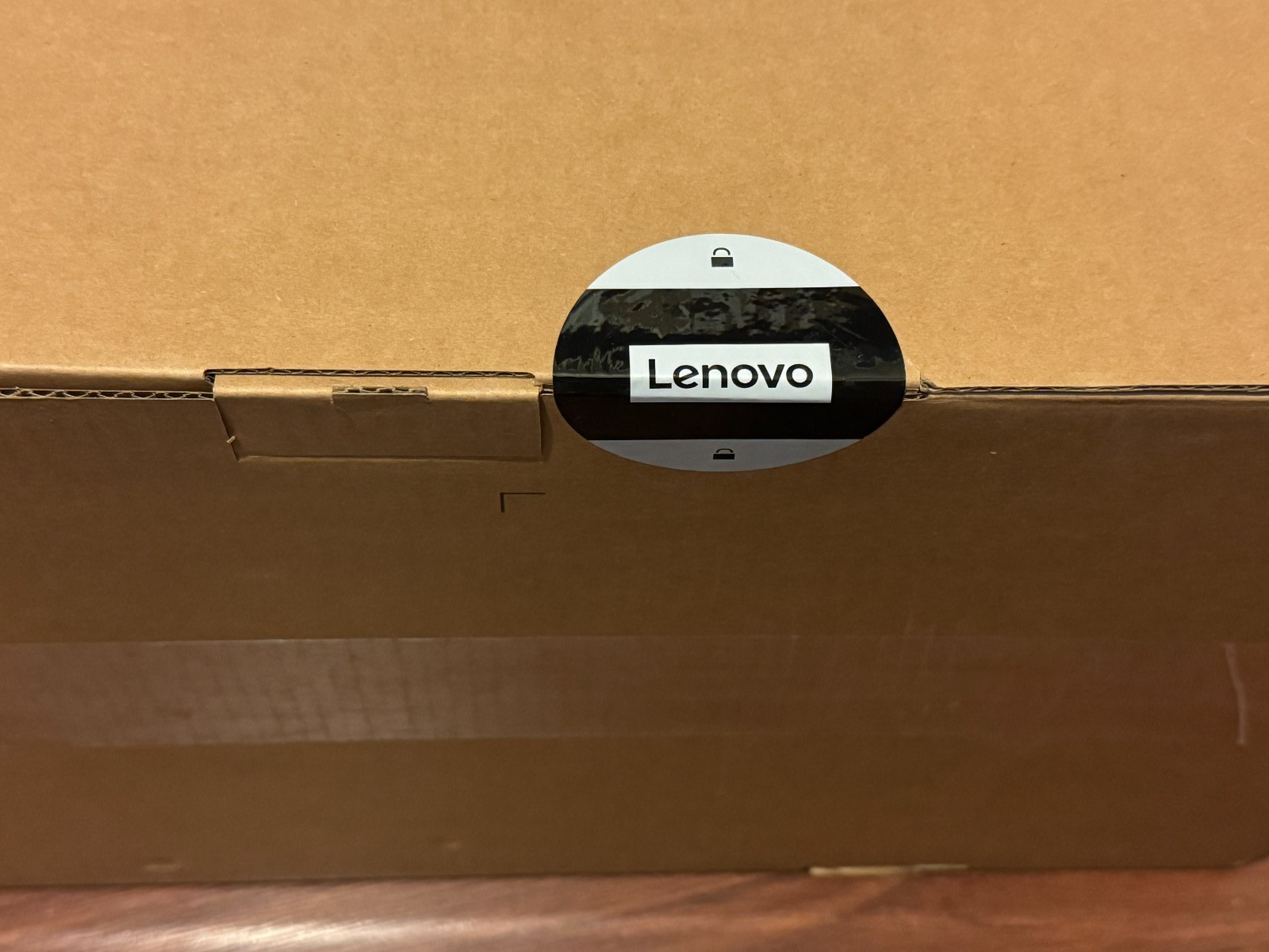 Lenovo IdeaPad Pro 5 16″ 2.8K OLED Laptop Ryzen AI 7 350 16GB 1TB RTX 5050 Bag