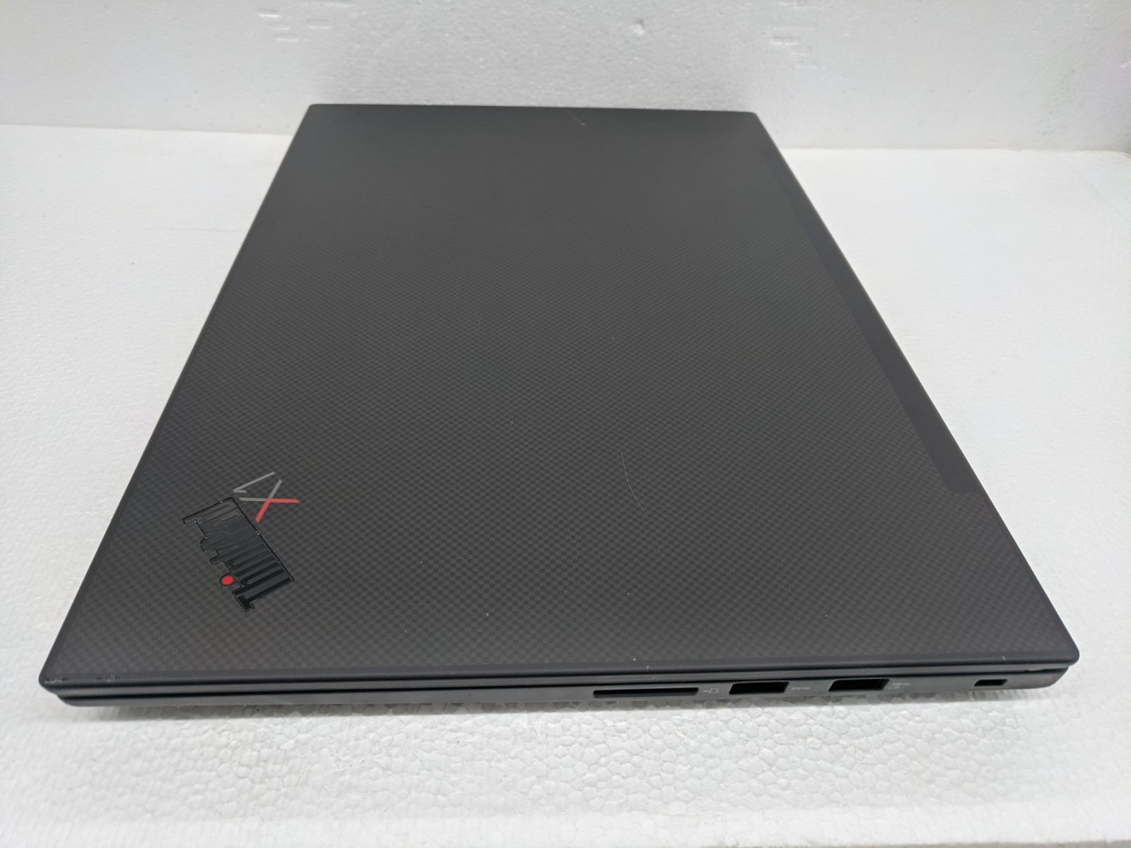Lenovo ThinkPad X1 Extreme Gen 3 i9 64GB RAM 1TB SSD 4K OLED Touch GTX 1650Ti