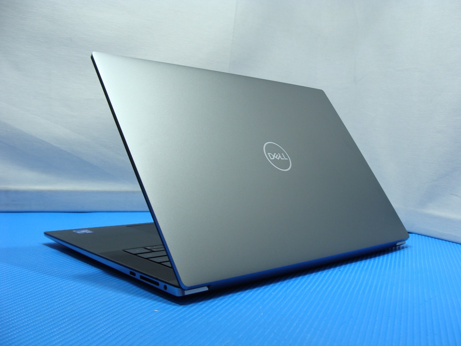 Dell Precision 5560 15.6″FHD+ i7-11850H 2.3Gh 16Gb 512GB NVIDIA T1200 4GB +PA