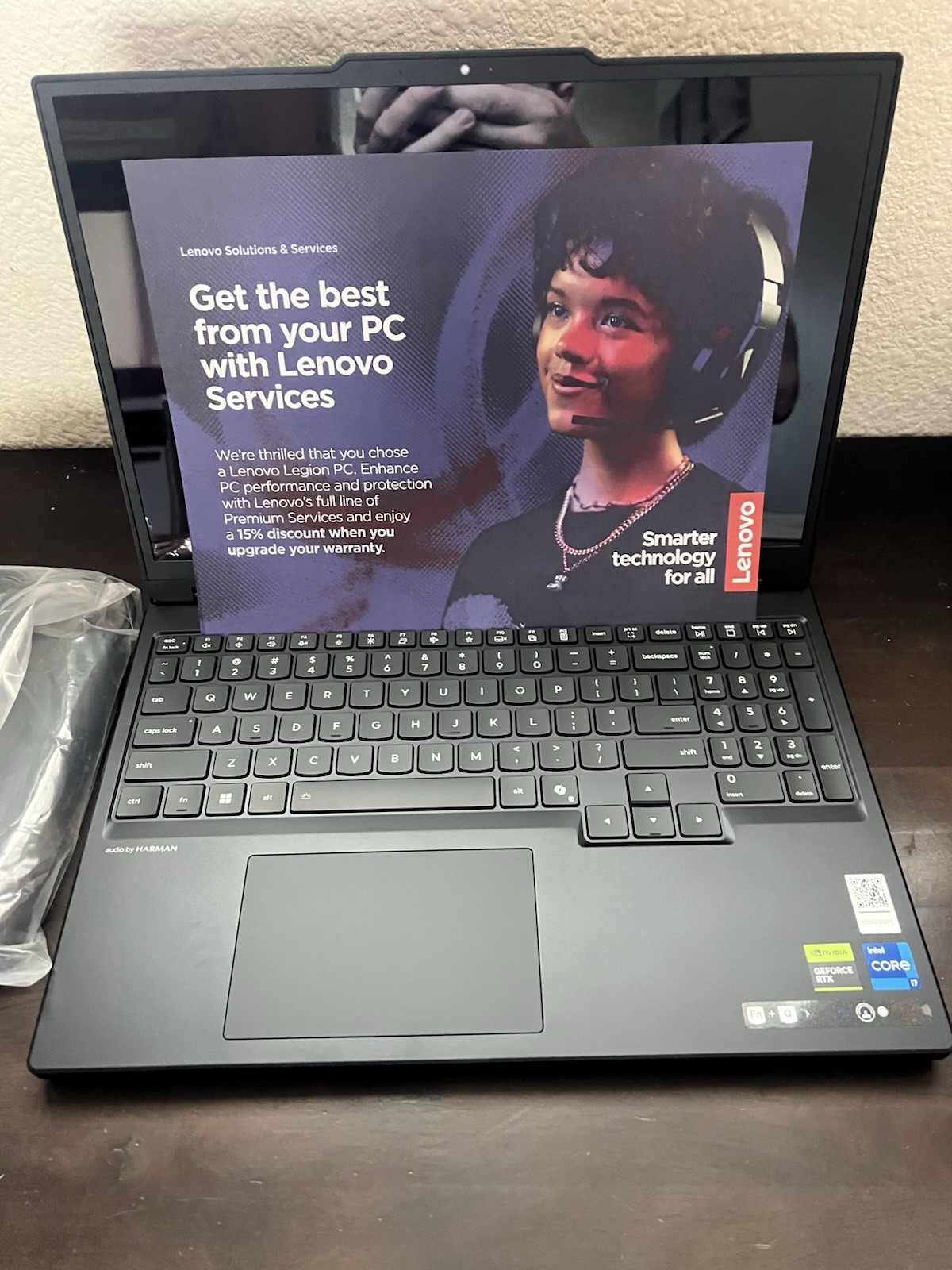 New Lenovo Legion 5 15.1 inch Intel Core i7 14700HX 16 GB RAM RTX 5070 OLED