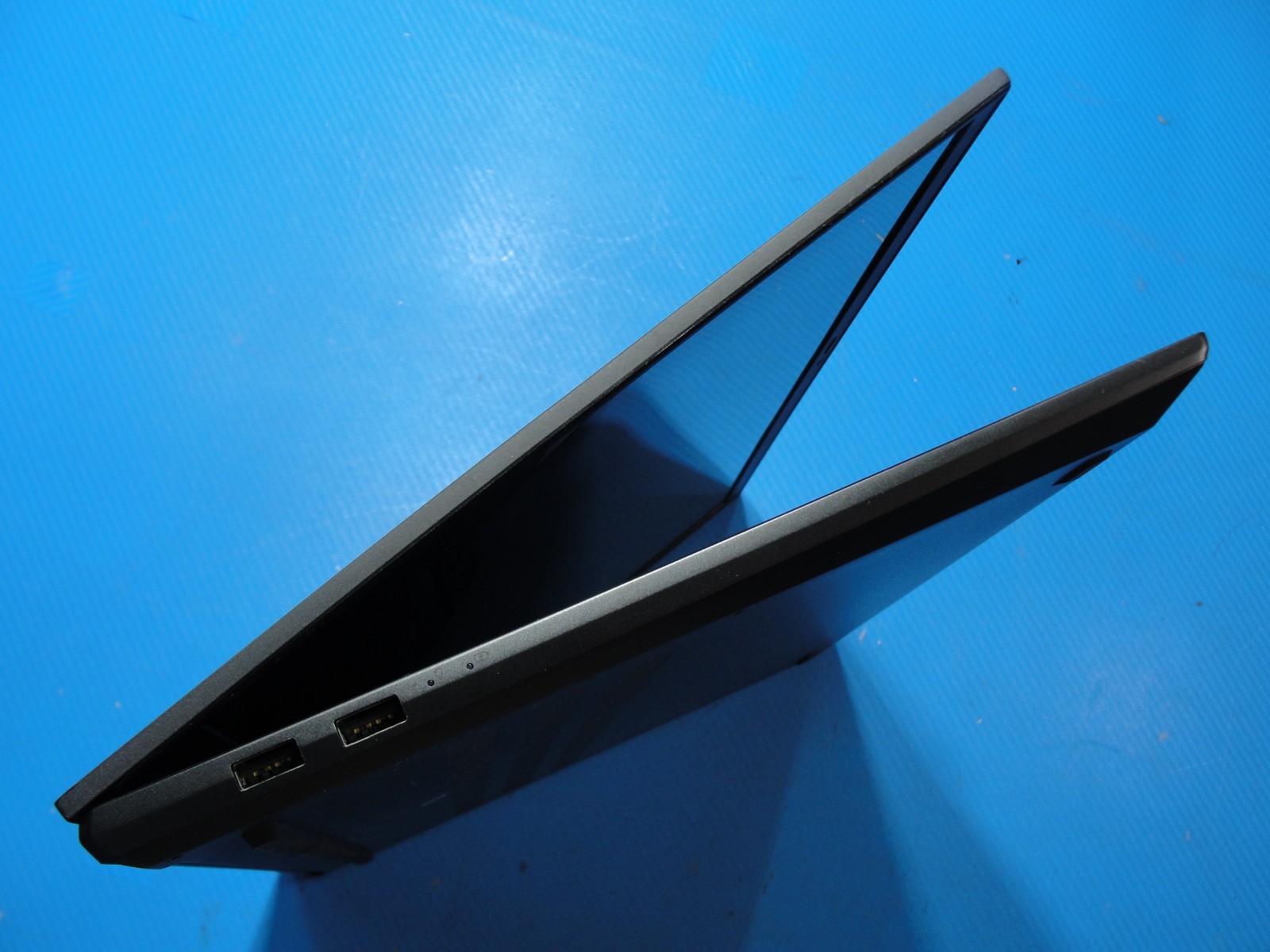 ASUS Vivobook Pro 16X OLED N7600 i7-11370H 32GB RAM 1TB SSD RTX 3050 +Charger