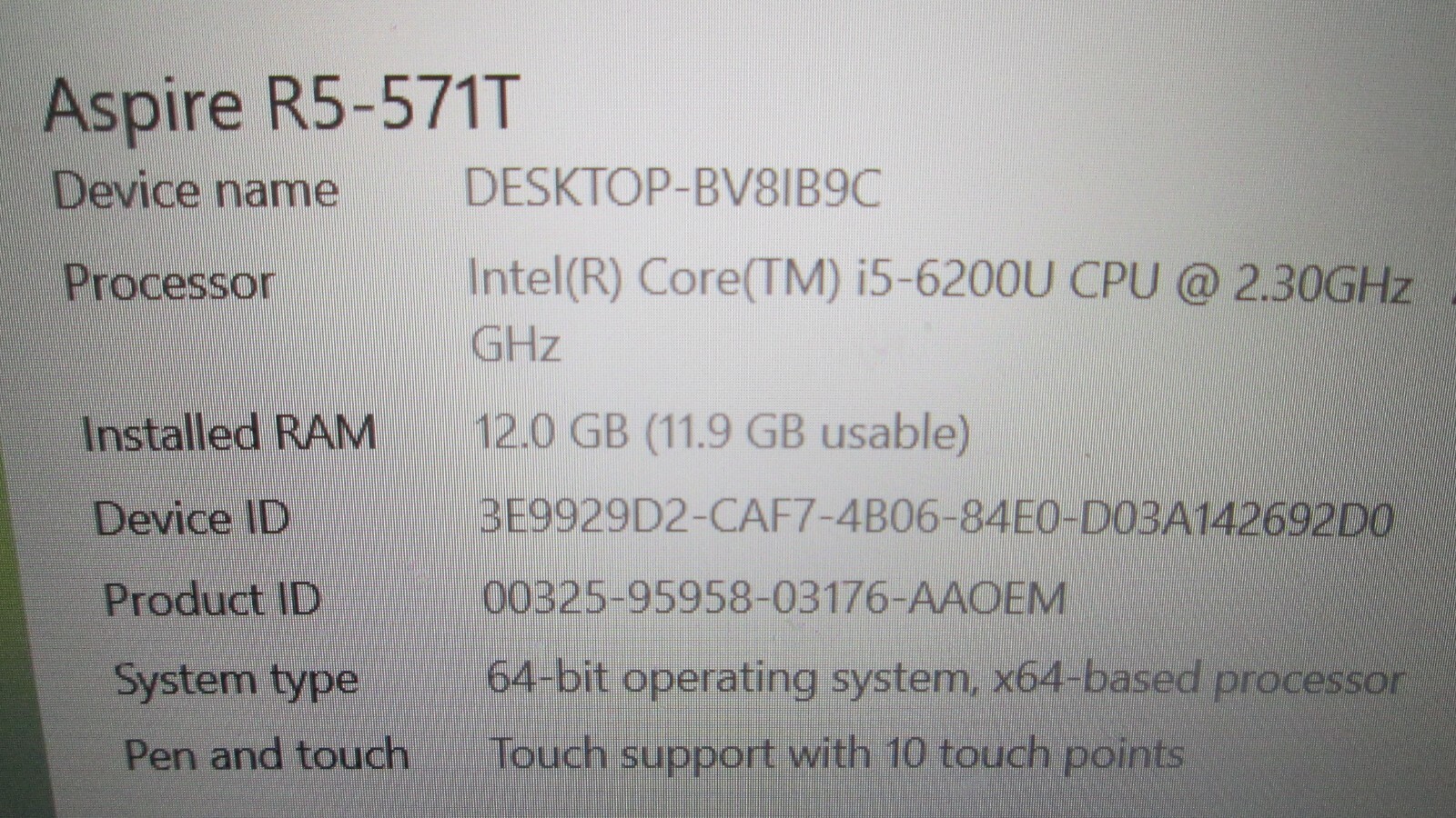 Acer Aspire R5-571T 15.6″ Touchscreen i5-6200U 2.3GHz/ 12GB DDR4 RAM /1TB HDD