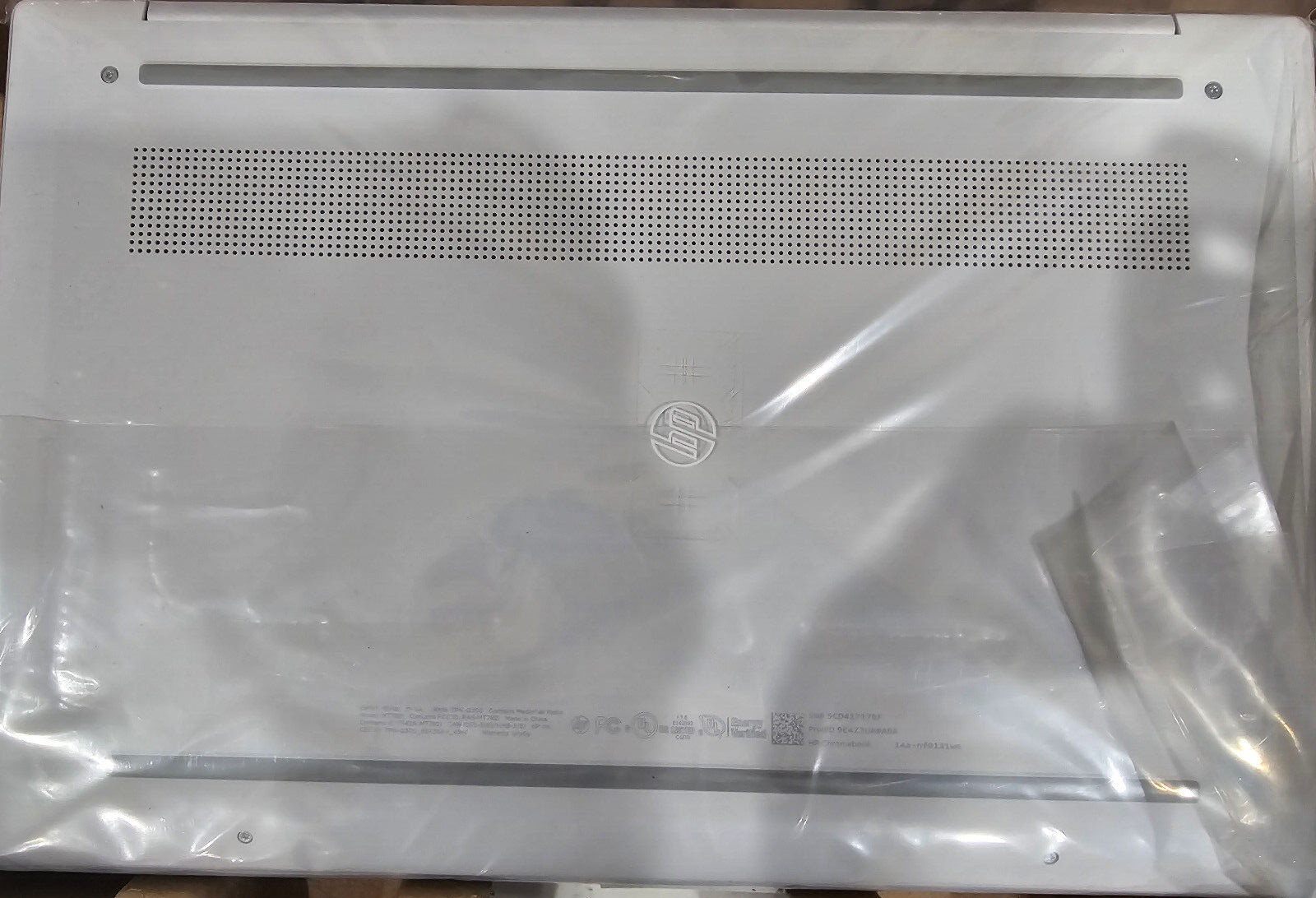HP 14a-nf0131wm Chromebook 14″ Laptop, Intel Processor N200, 4GB, 128GB