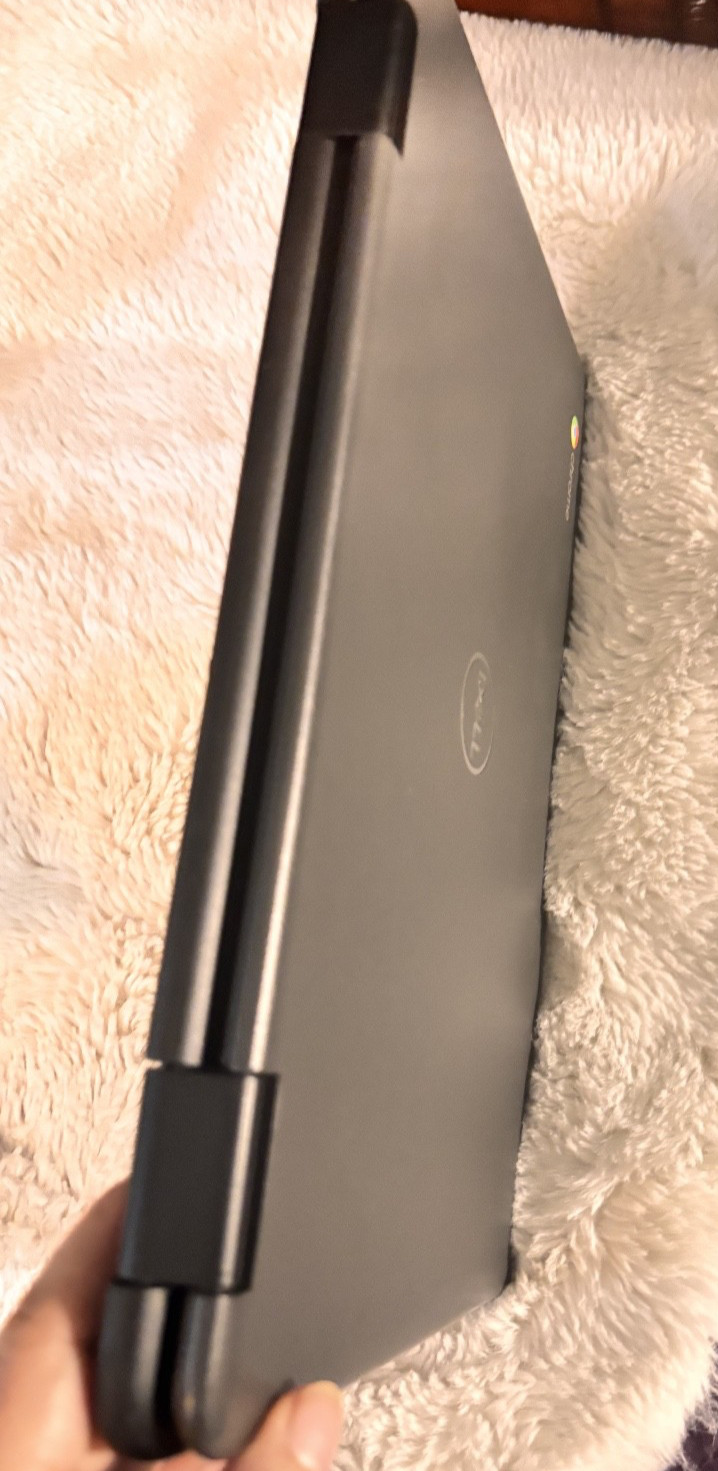 Dell Chromebook 3100 2-in-1 11.6” Touchscreen Intel N4020 4GB RAM USB-C Charger