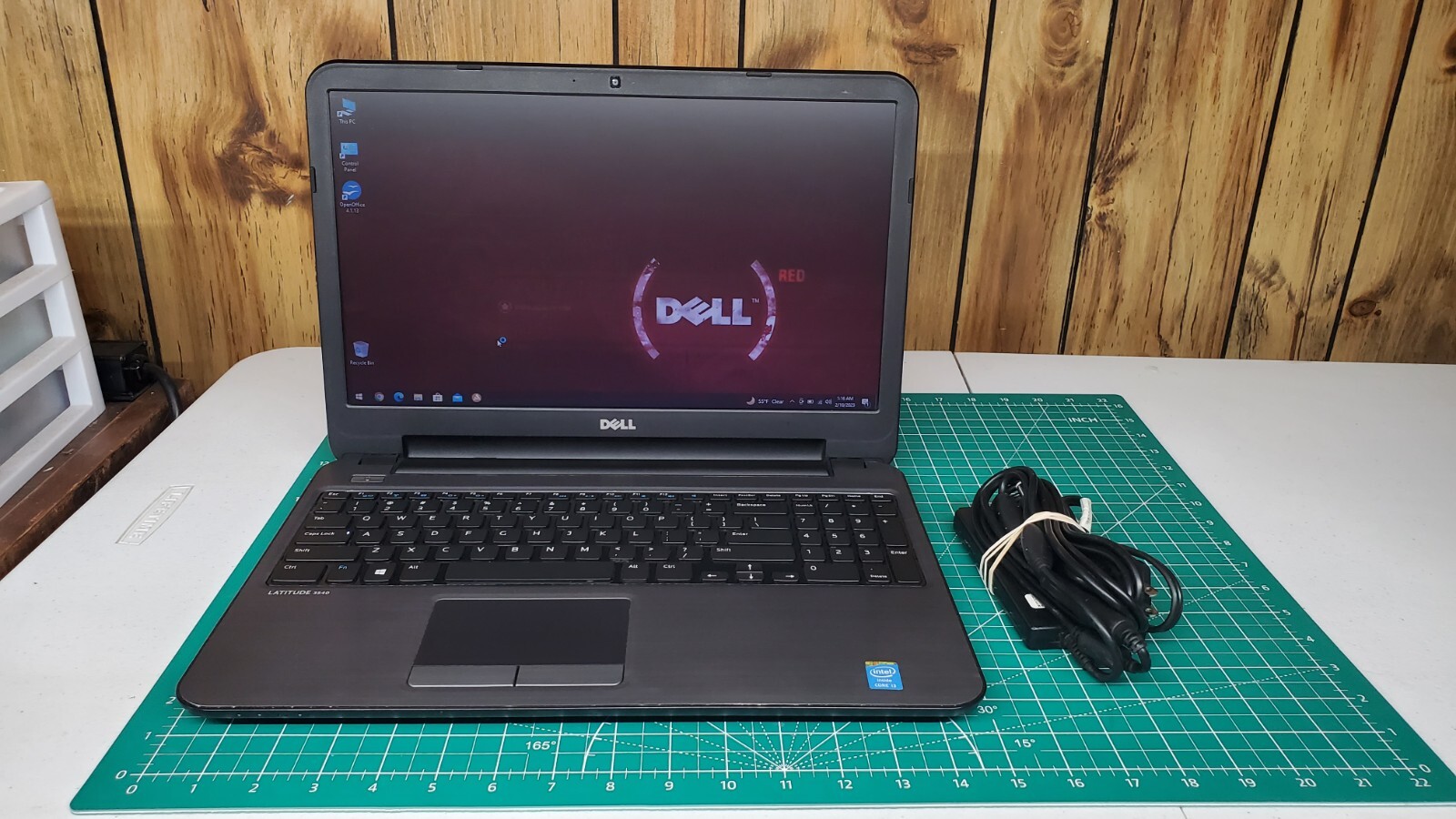 DELL LATITUDE 3540, 15.6” DISP, CORE i3-4010U, 8GB RAM, 128GB SSD, WINDOWS 10.
