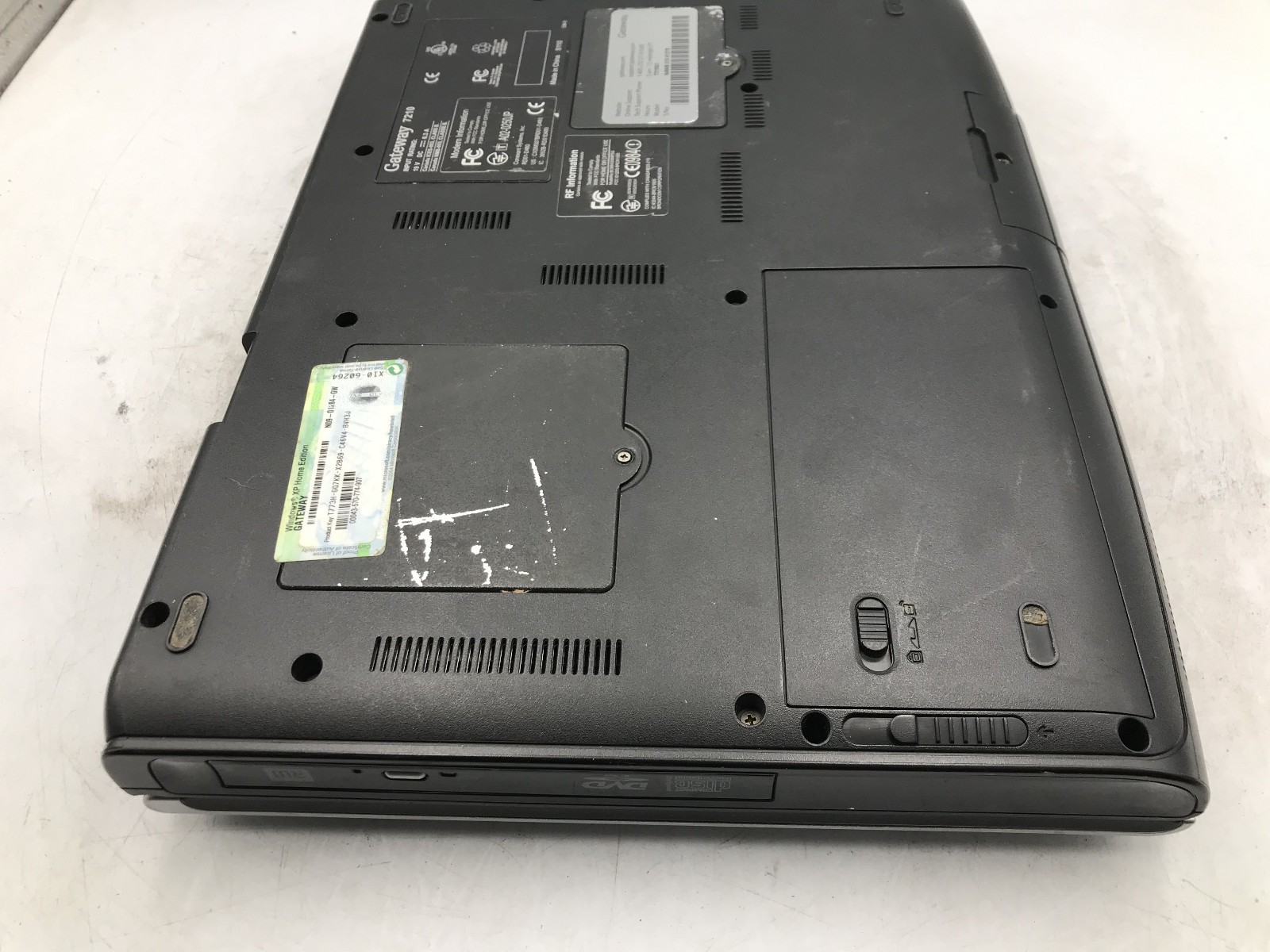 GATEWAY 7210 LAPTOP – BOOTS TO BIOS – AMD ATHLON XP – 1MB RAM – READ DESC – BB!!