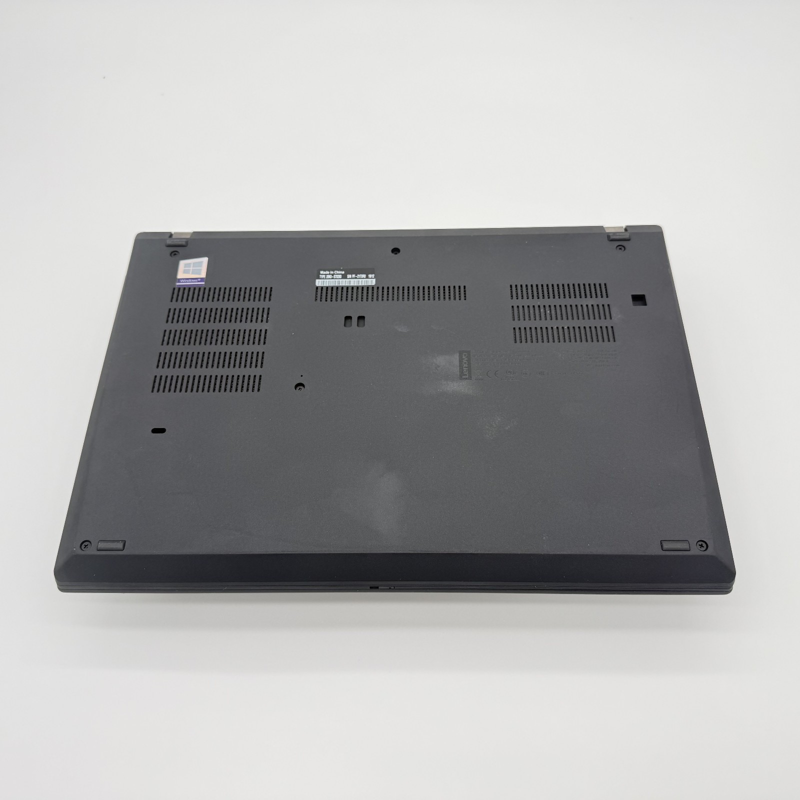 Lenovo ThinkPad T490 14″ Laptop i5-8365U 16GB RAM 500GB SSD Windows 11 (PC-006)
