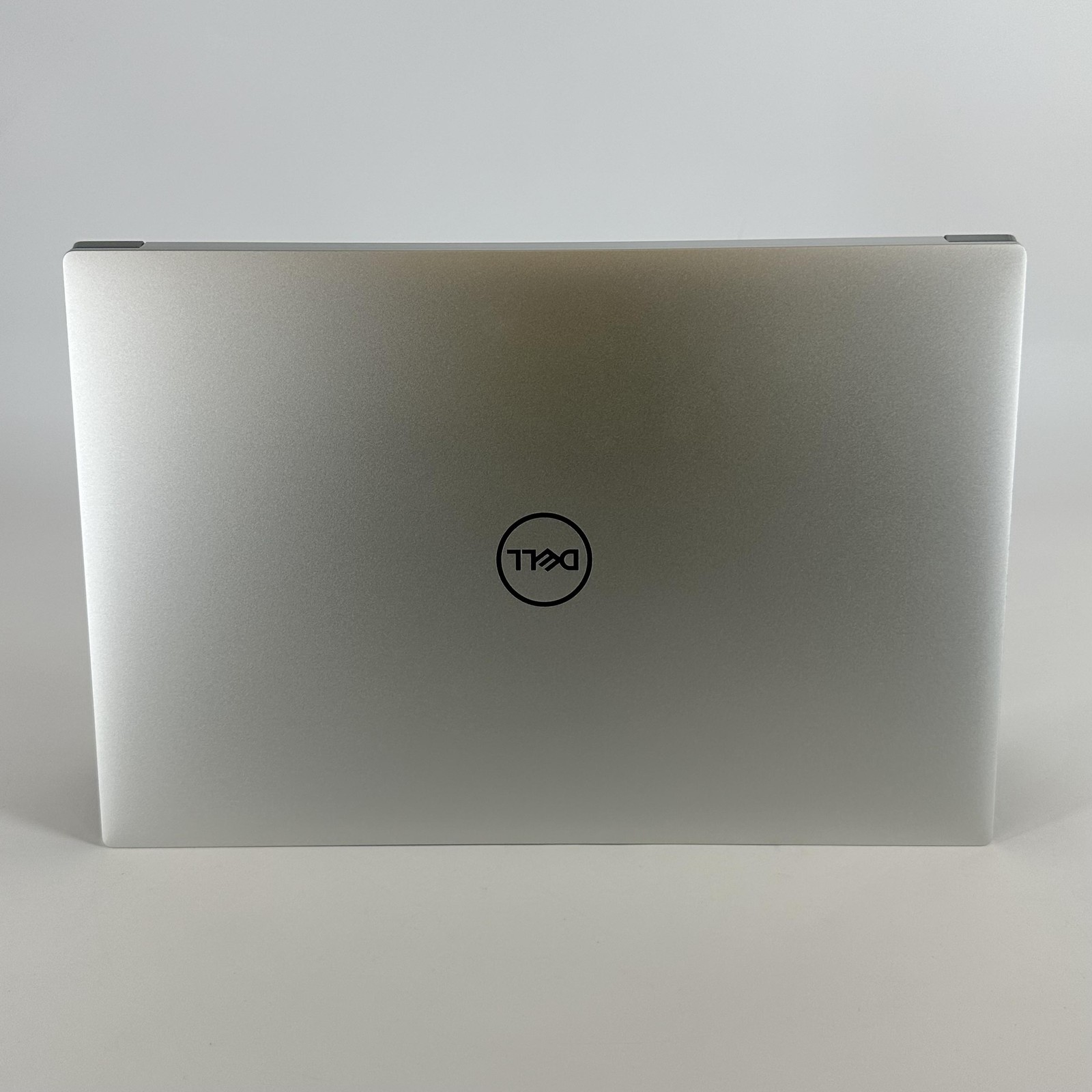 Dell XPS 15 9530 FHD+ 2.4 GHz i7-13700H 16GB 1TB SSD NVIDIA RTX 4050 Very Good