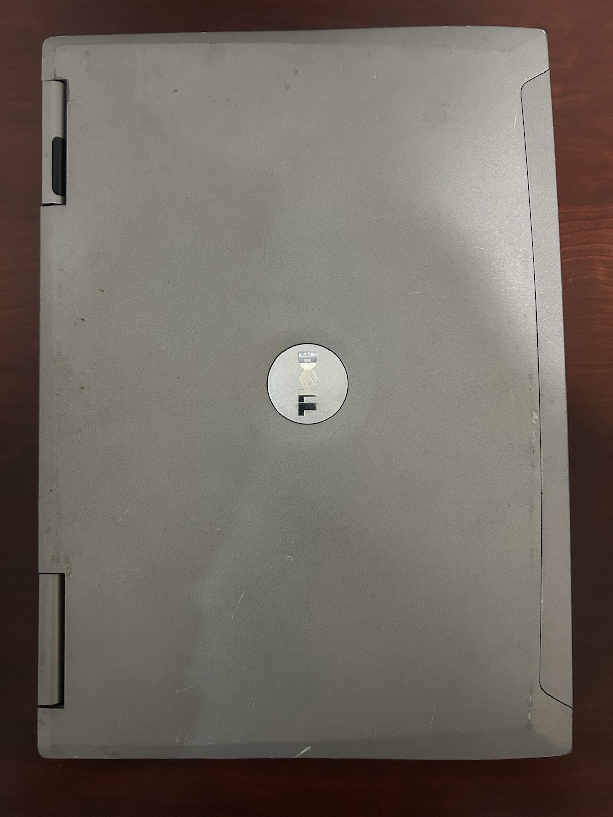 Dell Latitude D810 512 MB RAM No HDD No WiFi Card No Optical Drive ..Power On