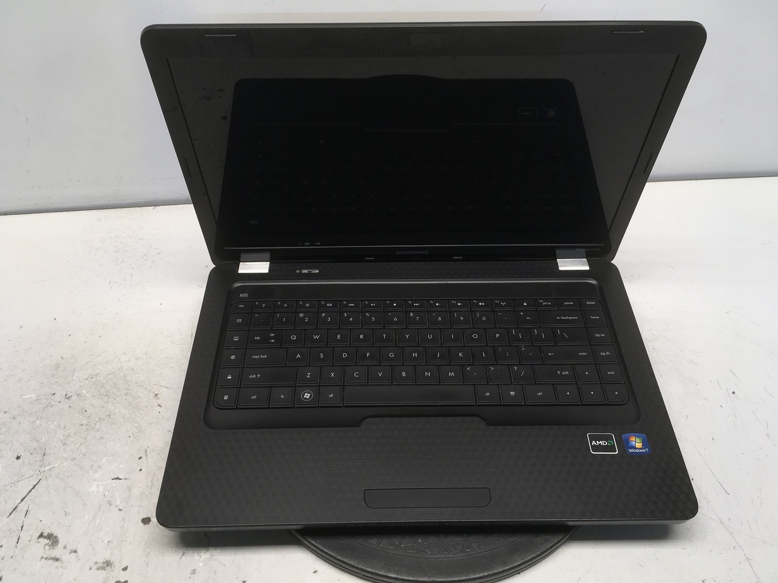 Compaq Preario CQ62-231NR AMD V120 2200MHz 4 GB NO HDD No Batt